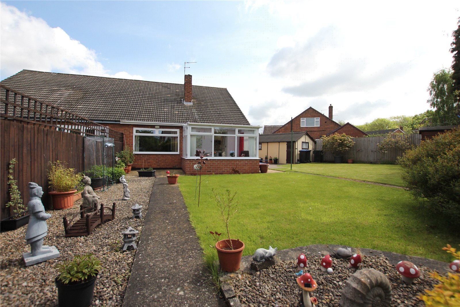 2 bed bungalow for sale in Norfolk Crescent, Middlesbrough  - Property Image 6