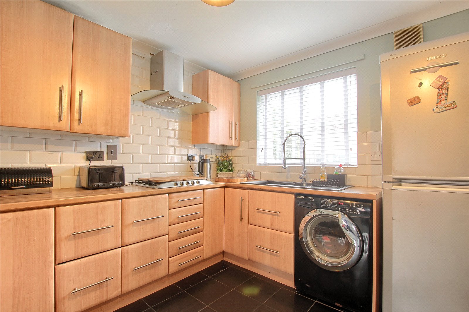 2 bed house for sale in Berwick Hills Avenue, Brambles Farm  - Property Image 3