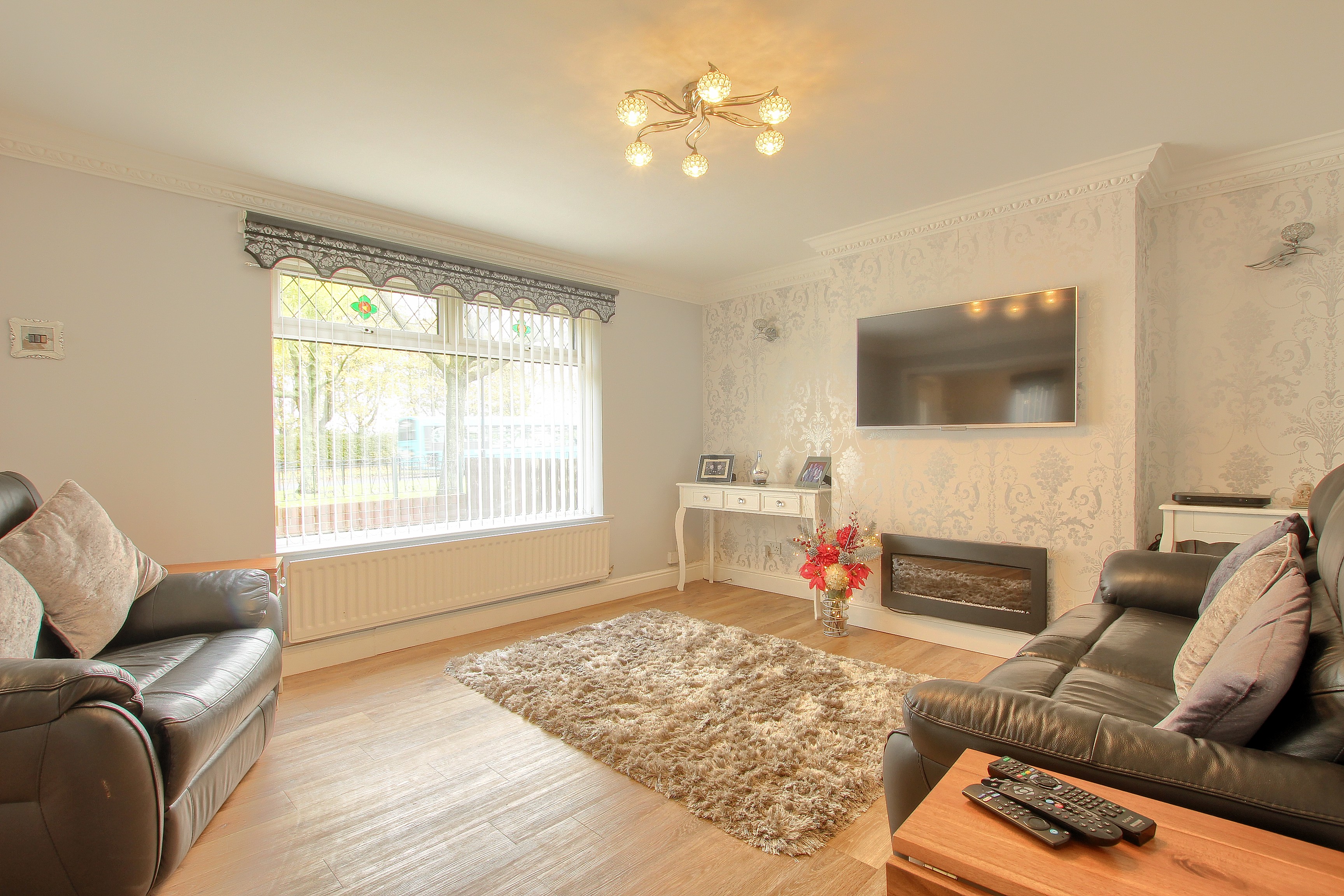 3 bed  for sale in Kelvin Grove, Park End  - Property Image 4
