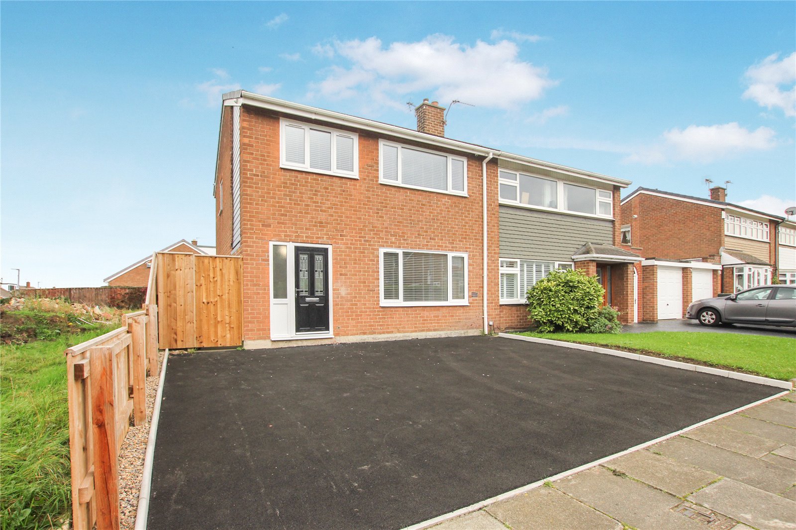 3 bed house for sale in Fountains Drive, Acklam Hall Estate - Property Image 1