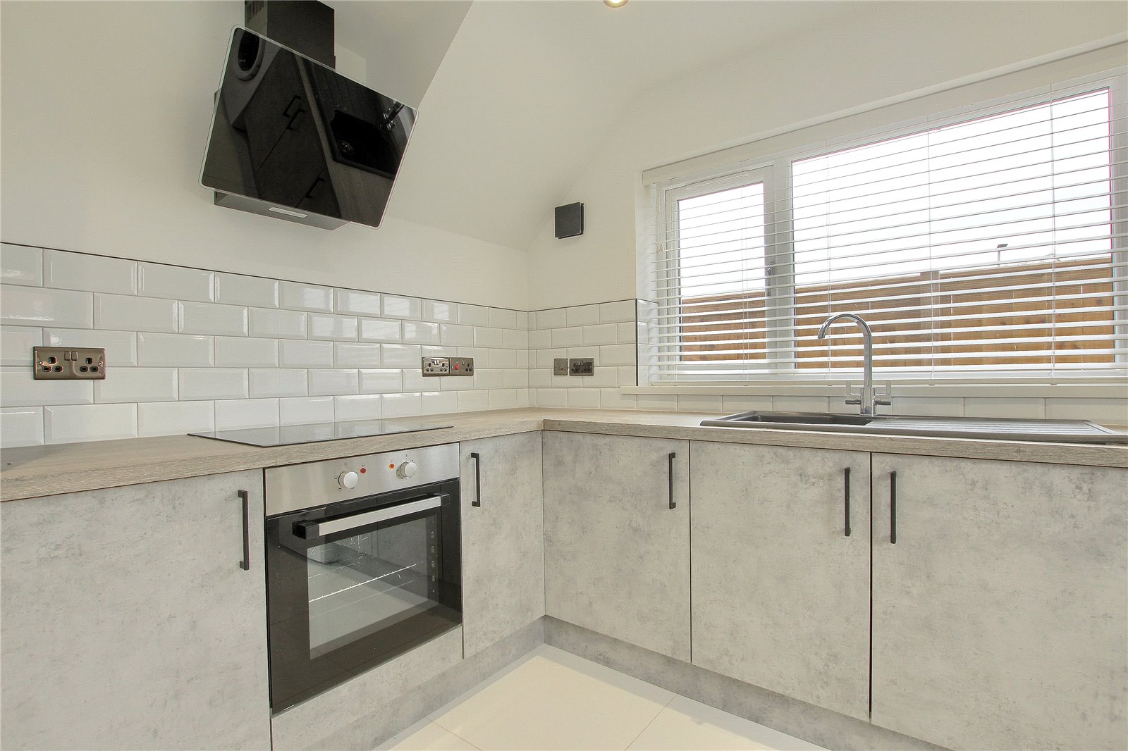 3 bed house for sale in Fountains Drive, Acklam Hall Estate  - Property Image 4
