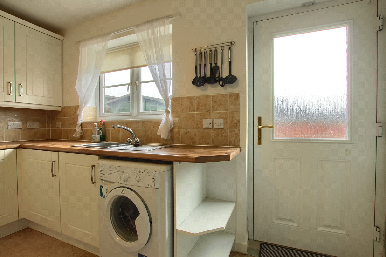 2 bed bungalow for sale in St. Francis Close, Acklam  - Property Image 10