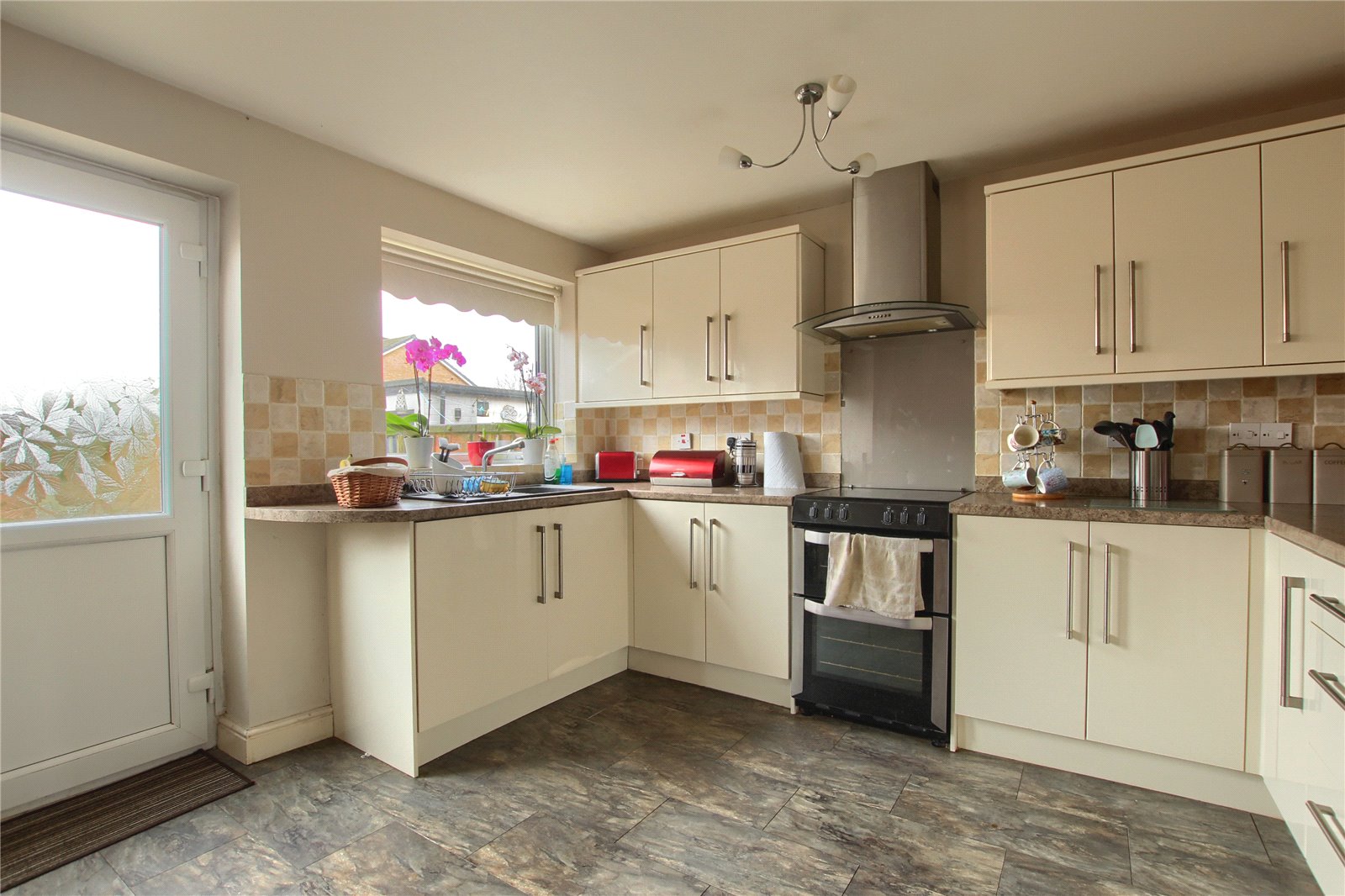 3 bed house for sale in Carmarthen Road, Priestfields 2