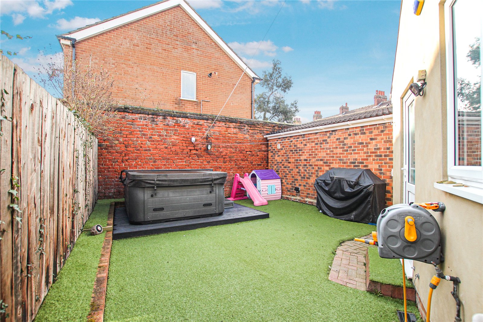 3 bed house for sale in Vancouver Gardens, Longlands  - Property Image 16