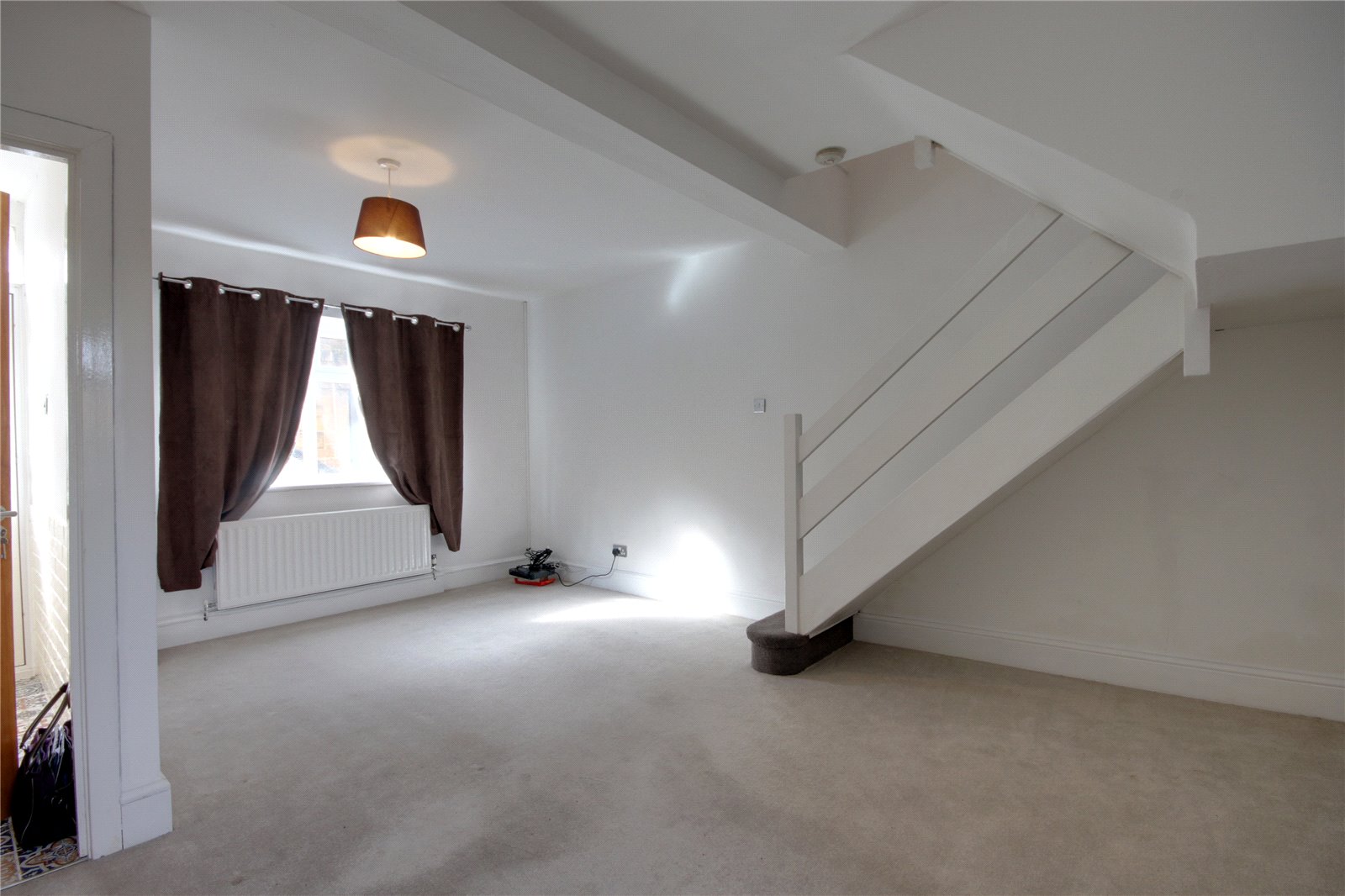 2 bed house to rent in Chapel Street, Lazenby 1