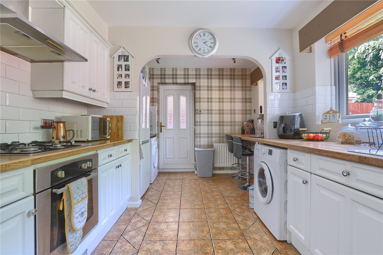 3 bed house for sale in Broadstone, Marton  - Property Image 8