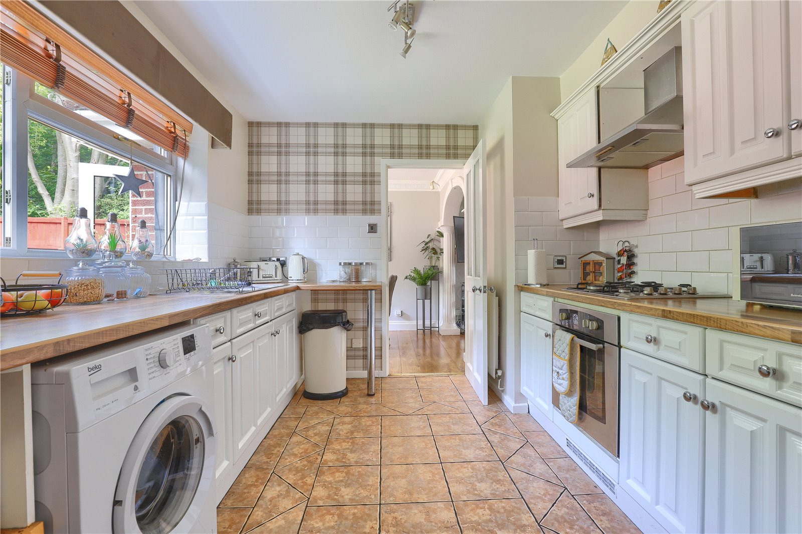 3 bed house for sale in Broadstone, Marton  - Property Image 10