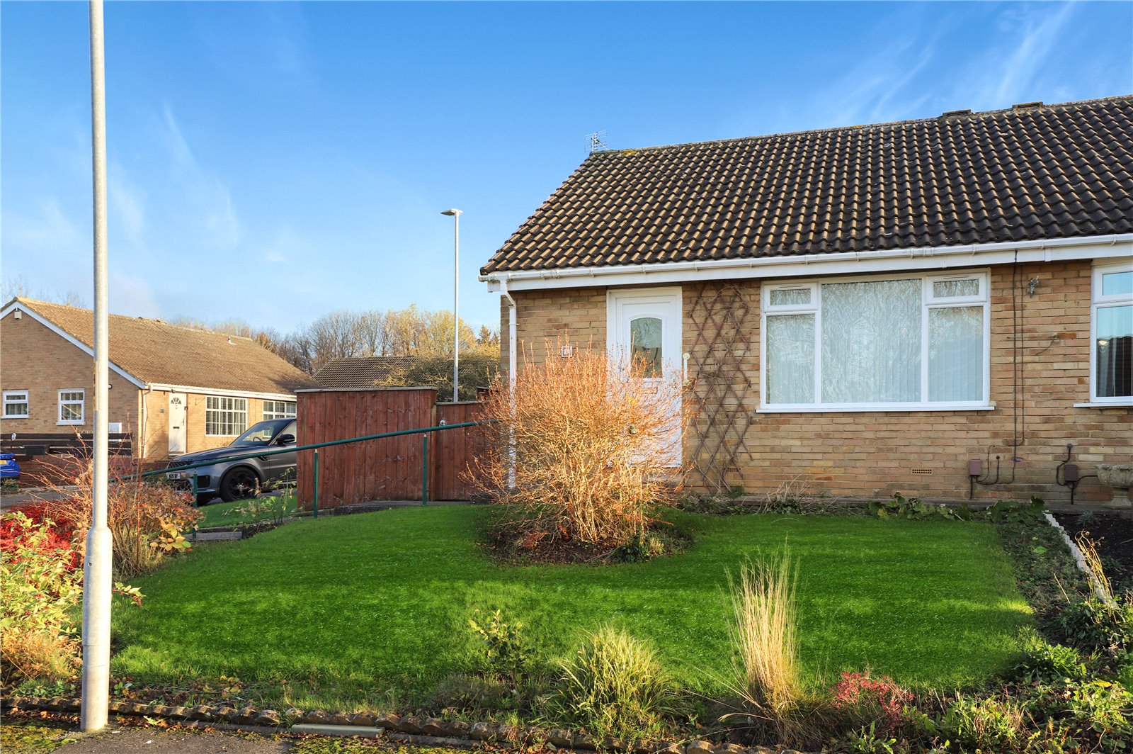2 bed bungalow for sale in Kennthorpe, Nunthorpe 1