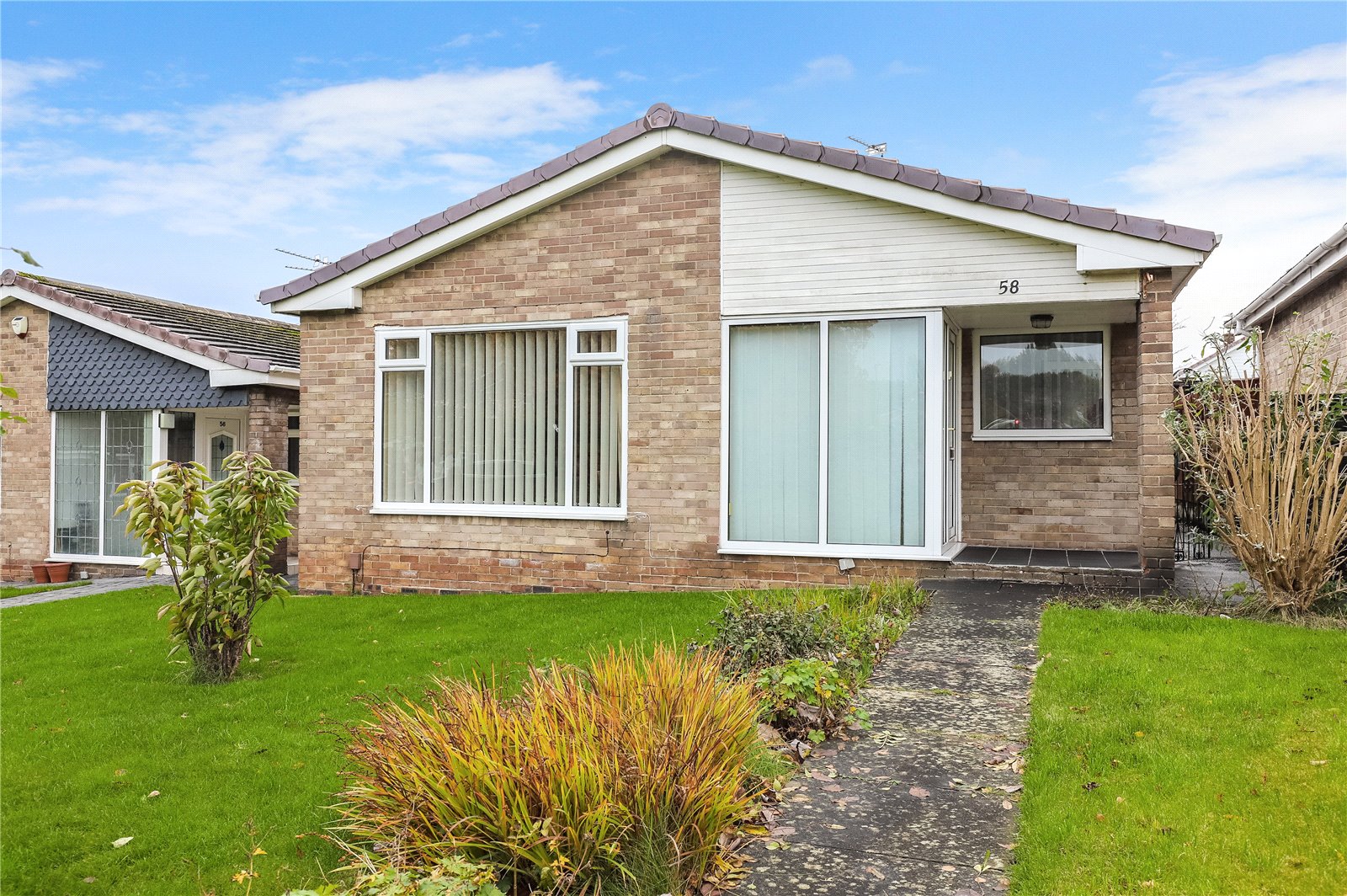 3 bed bungalow for sale - Property Image 1