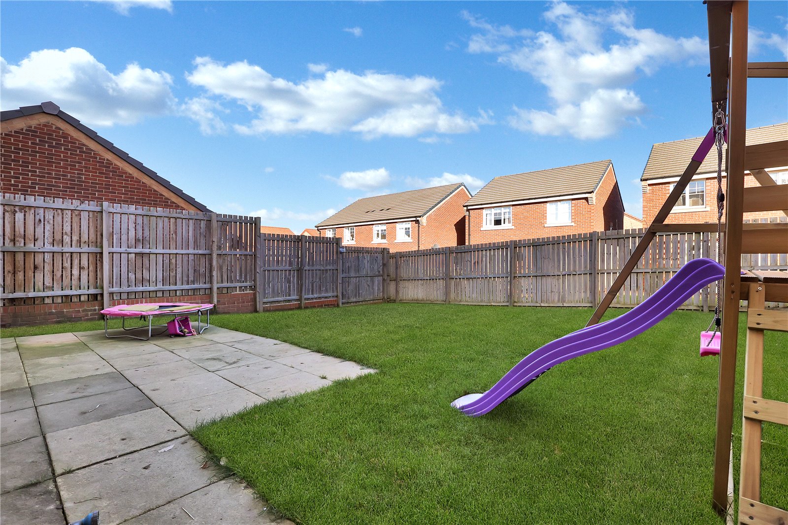 4 bed house for sale in Waterlily Close, Stainton  - Property Image 6