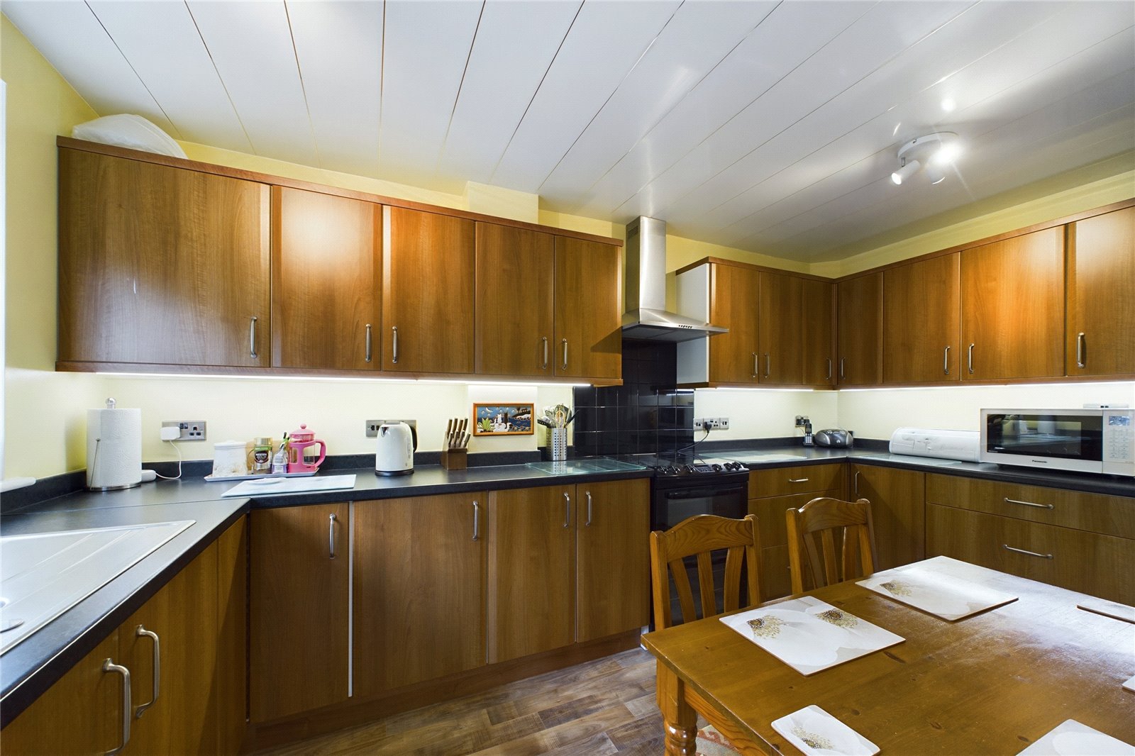 3 bed house for sale in Enfield Chase, Guisborough  - Property Image 4