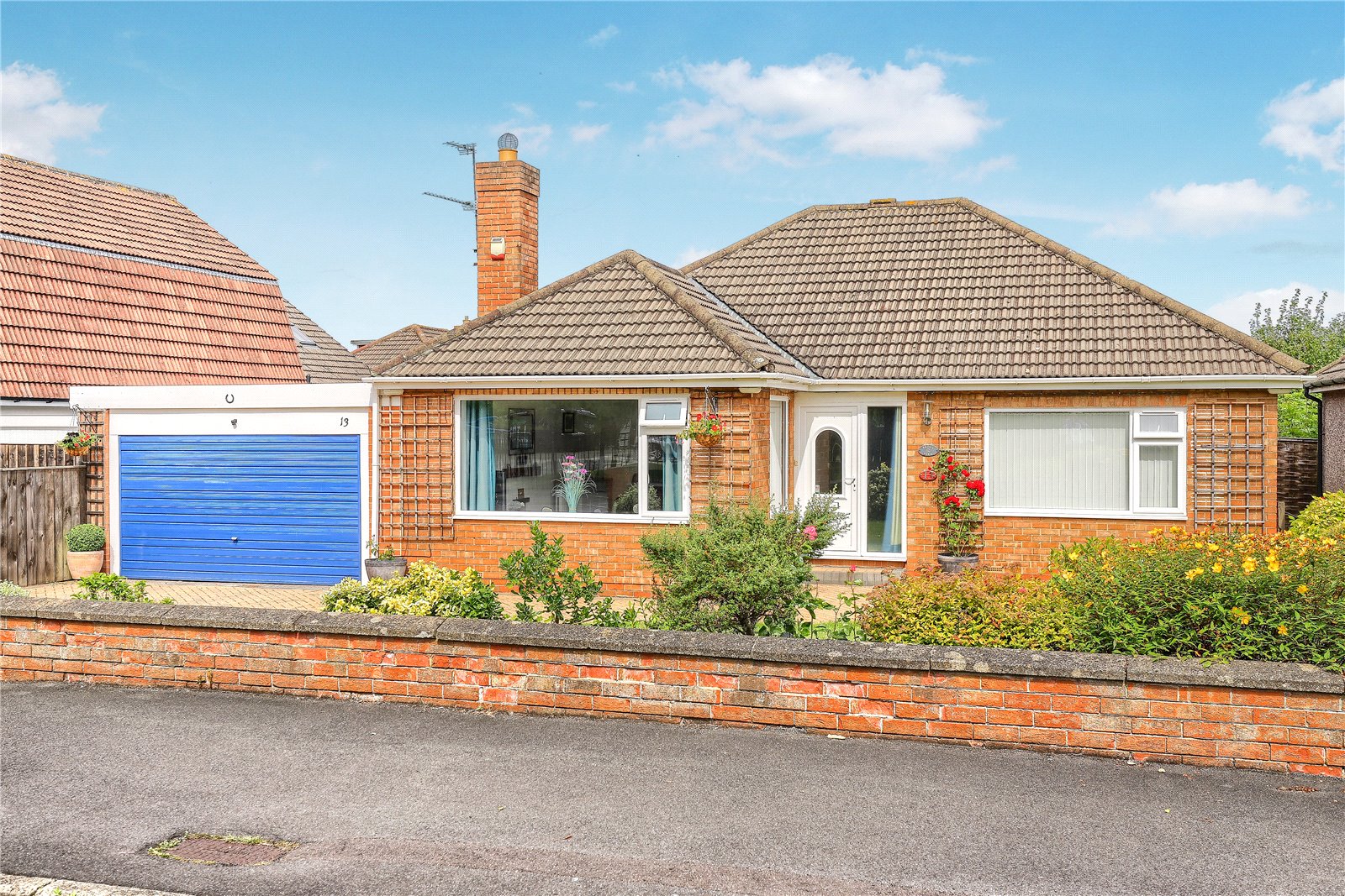 3 bed bungalow for sale in Buxton Avenue, Marton - Property Image 1