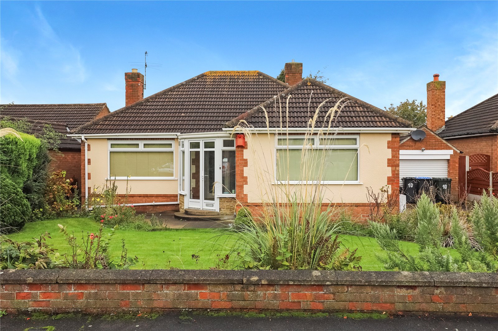 2 bed bungalow for sale - Property Image 1