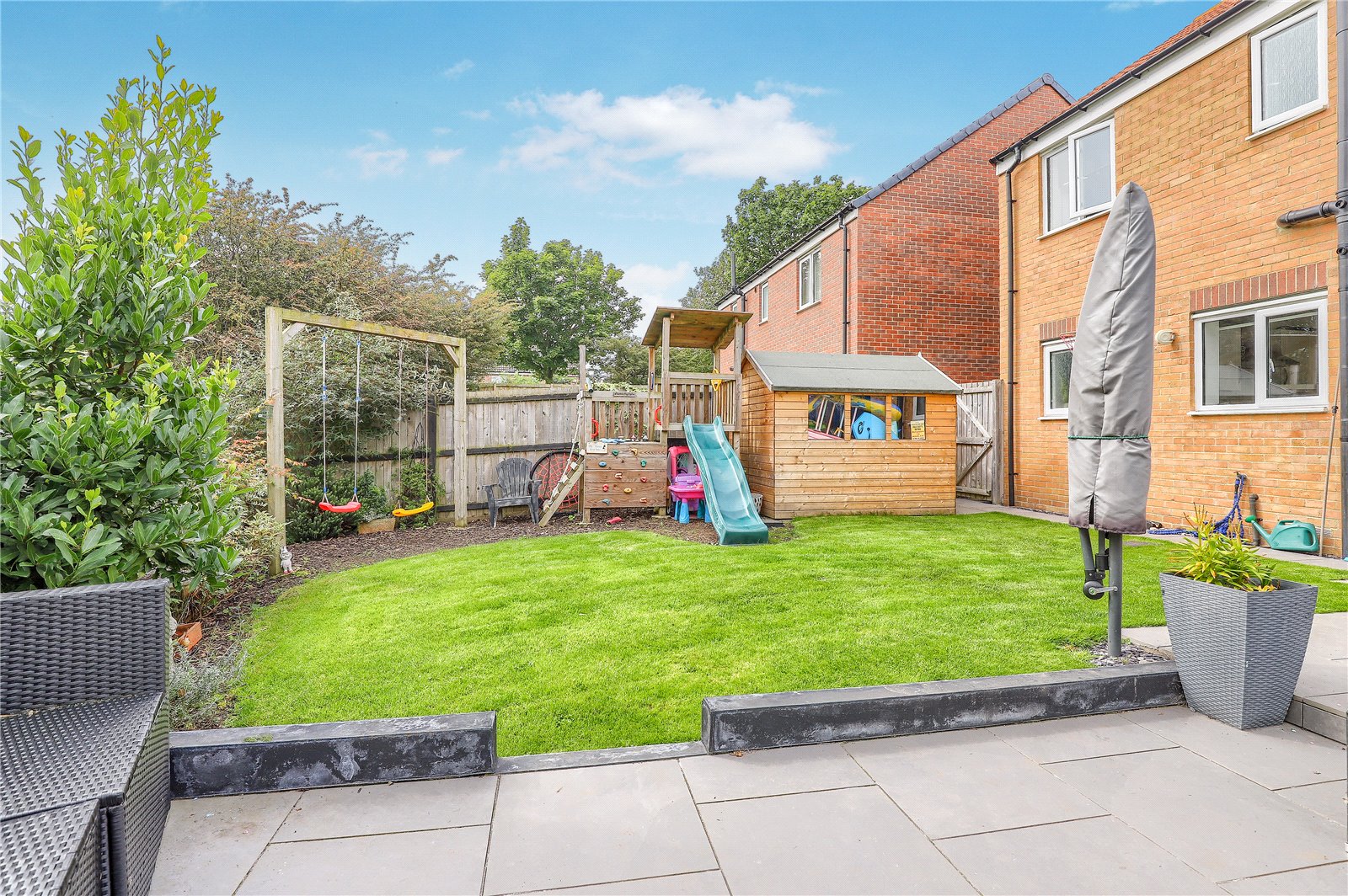 3 bed house for sale in Hunters Place, Guisborough  - Property Image 9