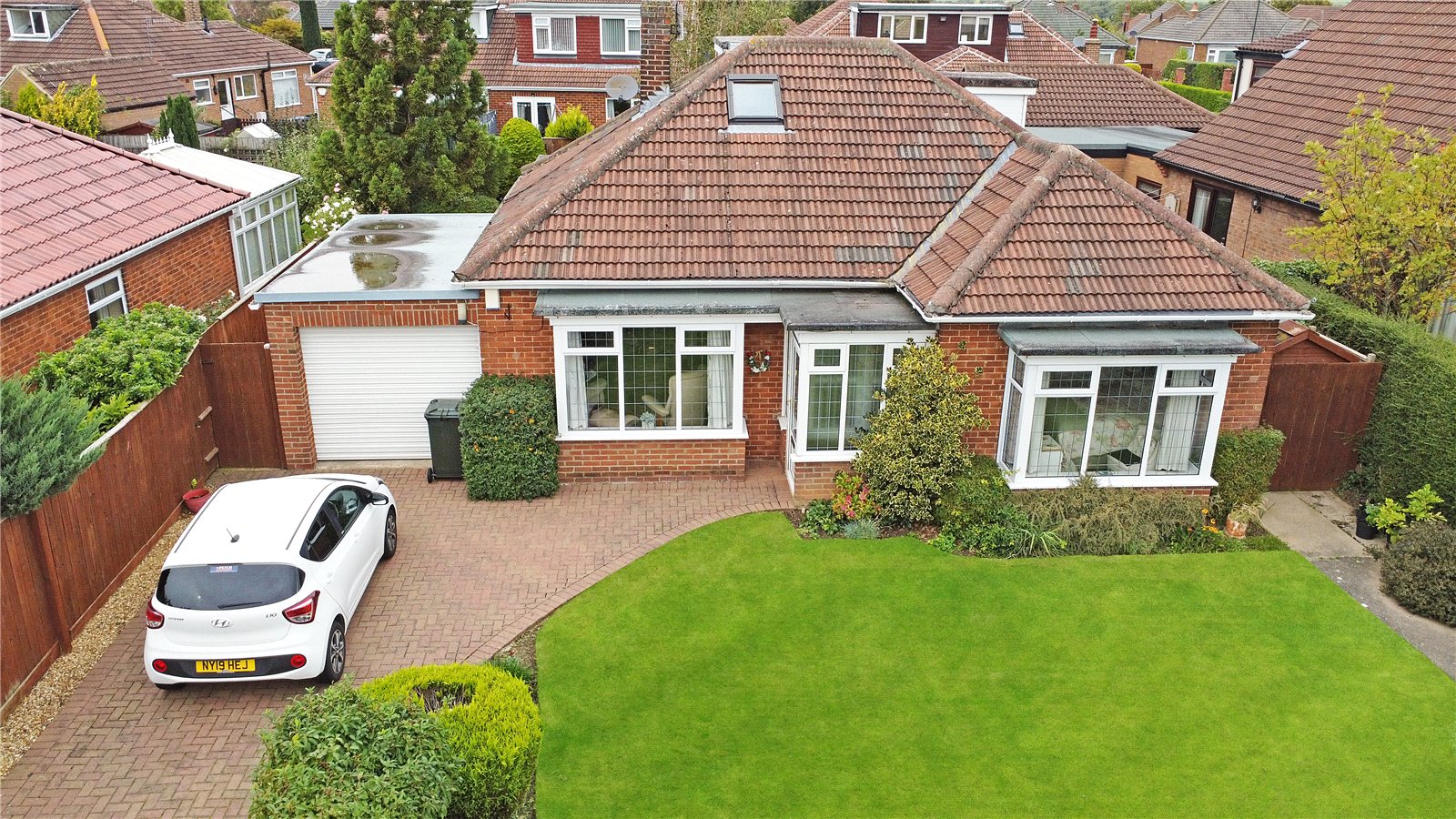 4 bed bungalow for sale in Hutton Lane, Guisborough  - Property Image 2
