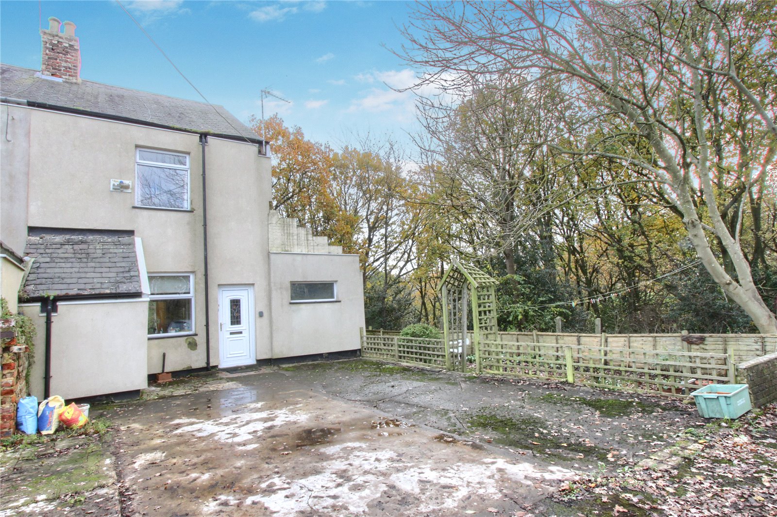 3 bed house for sale in Mount Pleasant, Guisborough  - Property Image 2
