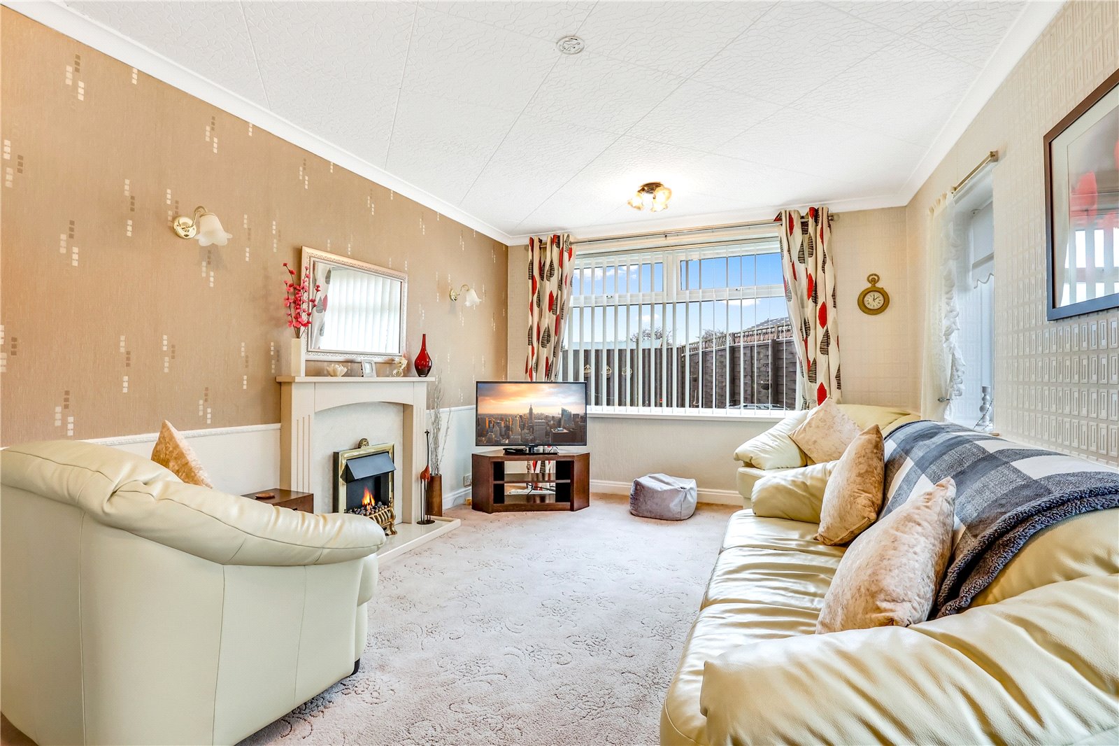 3 bed bungalow for sale in Laburnum Road, Ormesby  - Property Image 9