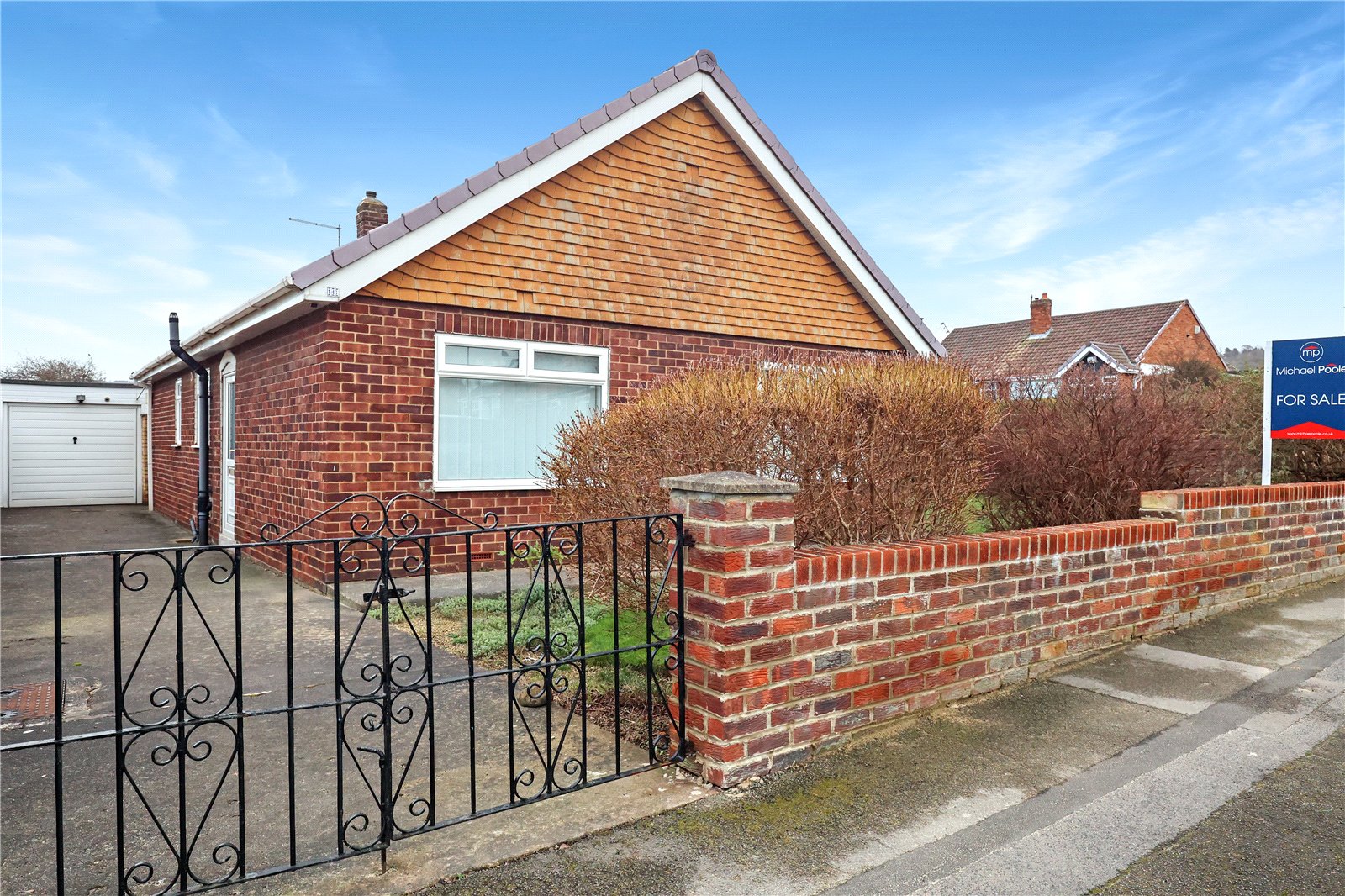 3 bed bungalow for sale in Laburnum Road, Ormesby  - Property Image 1