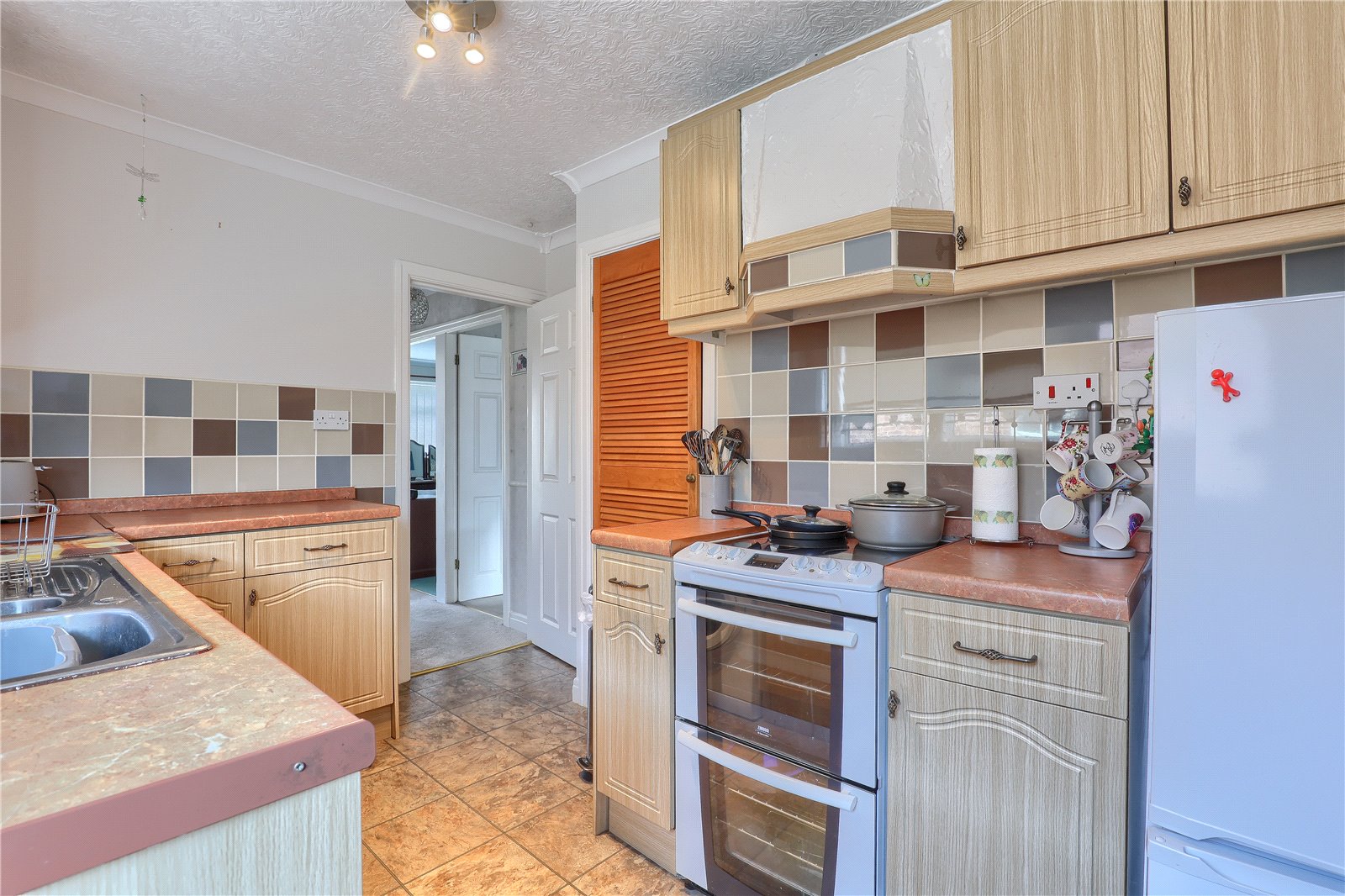 2 bed bungalow for sale in Fox Howe, Coulby Newham  - Property Image 3