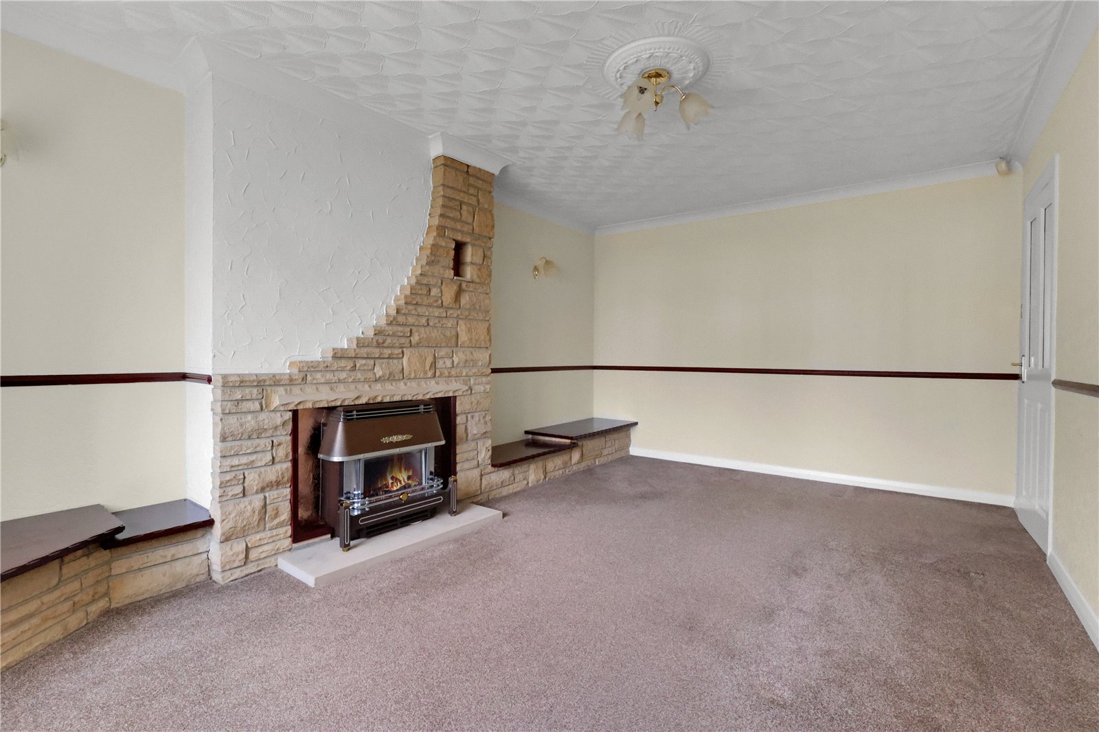 2 bed bungalow for sale  - Property Image 8