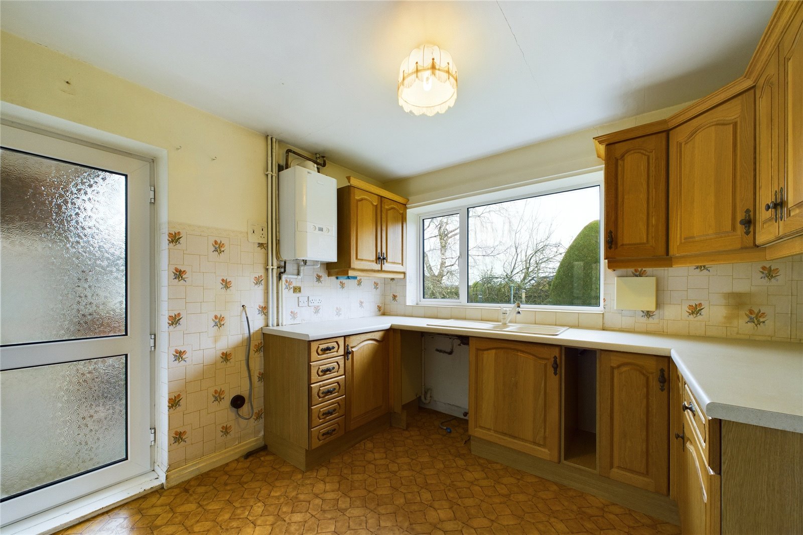 3 bed house for sale in Thweng Way, Guisborough 2
