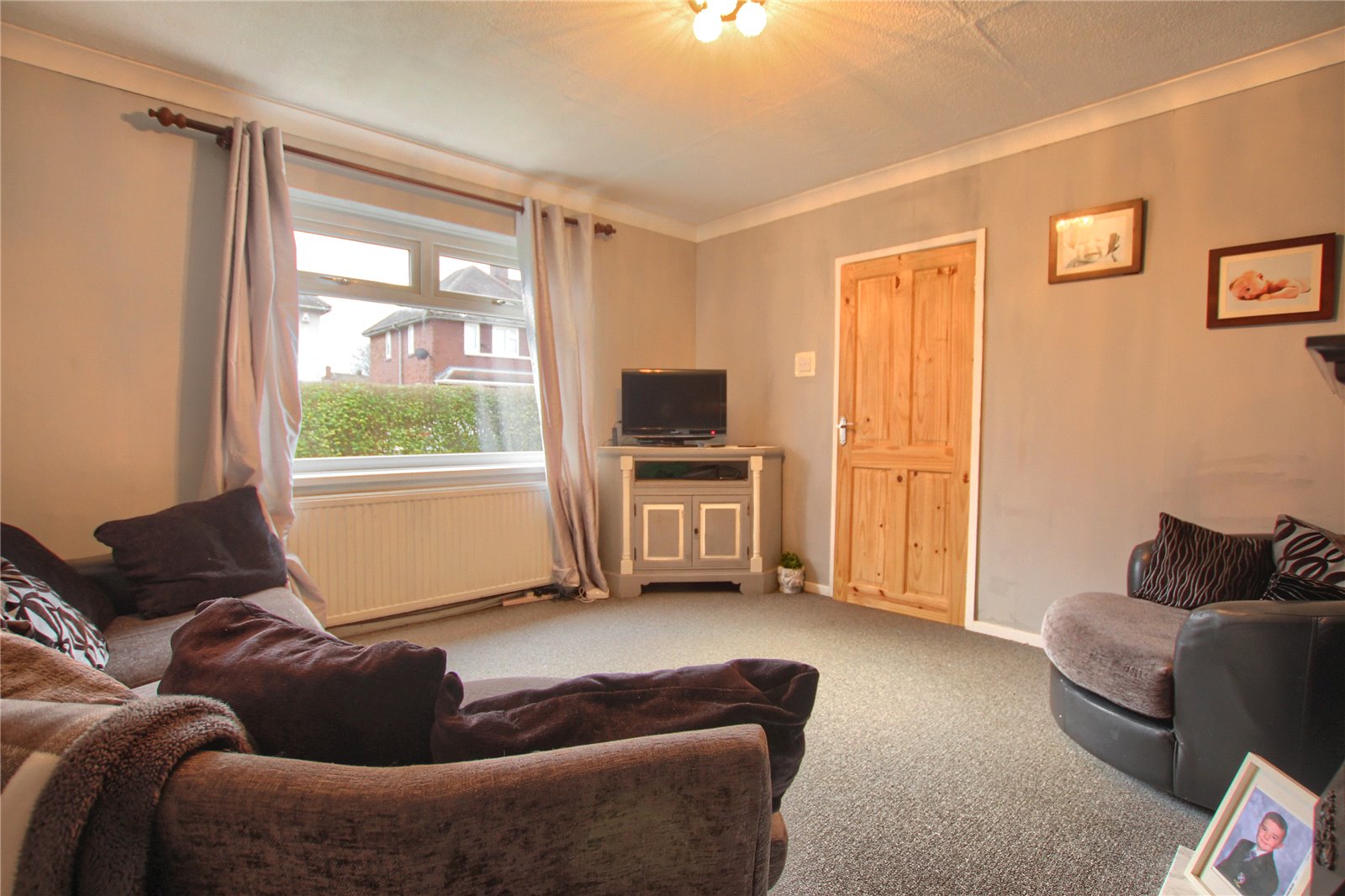 3 bed house for sale in Wayside Road, Thorntree  - Property Image 3
