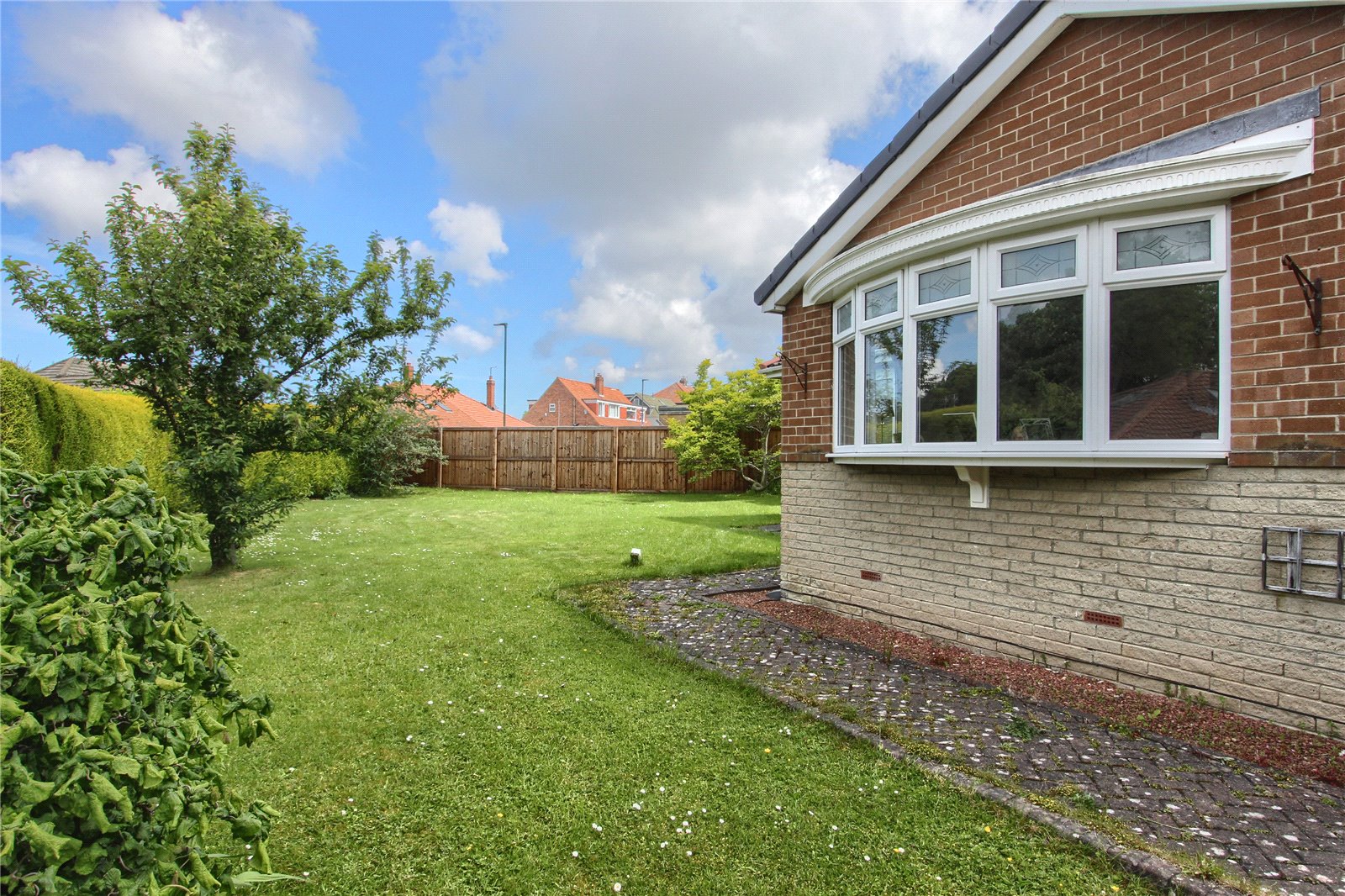3 bed bungalow for sale in Hollywalk Close, Normanby  - Property Image 22