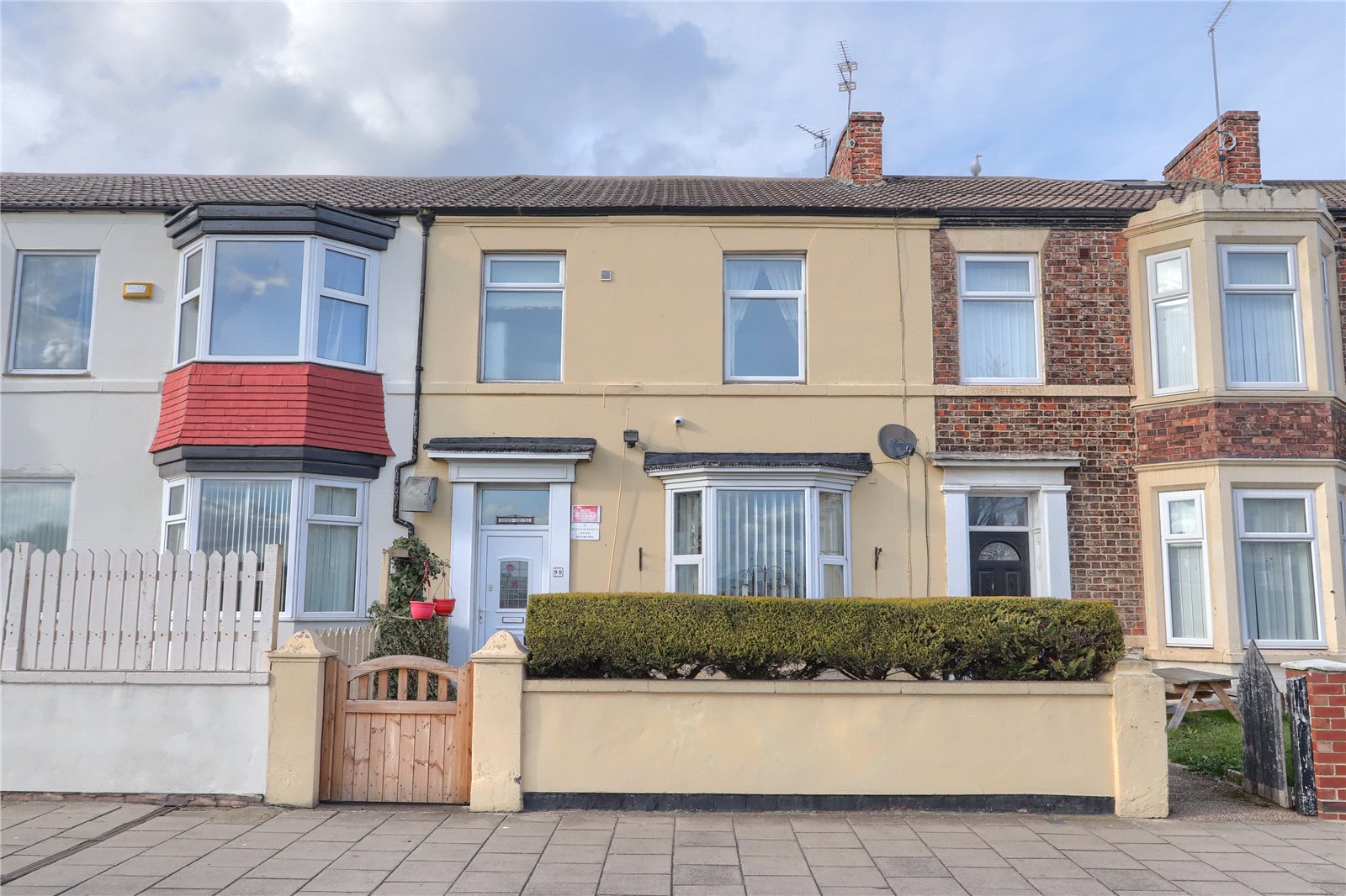 3 bed house for sale in Coatham Road, Redcar - Property Image 1