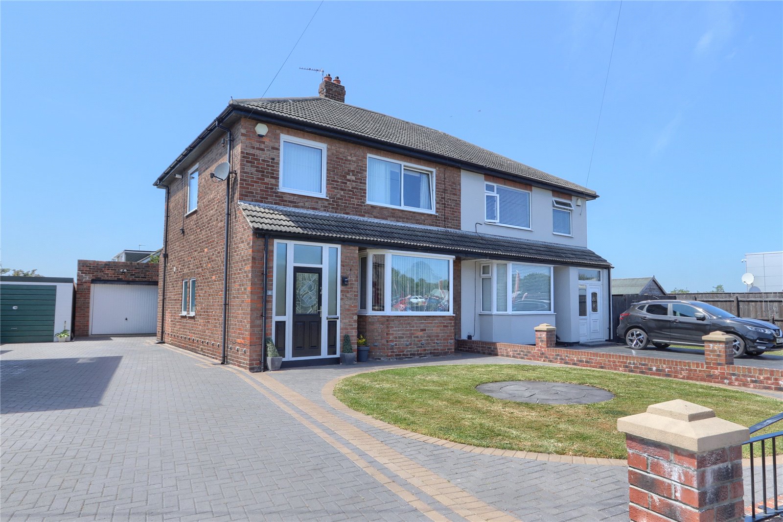 3 bed house for sale in Gordon Road, Redcar - Property Image 1
