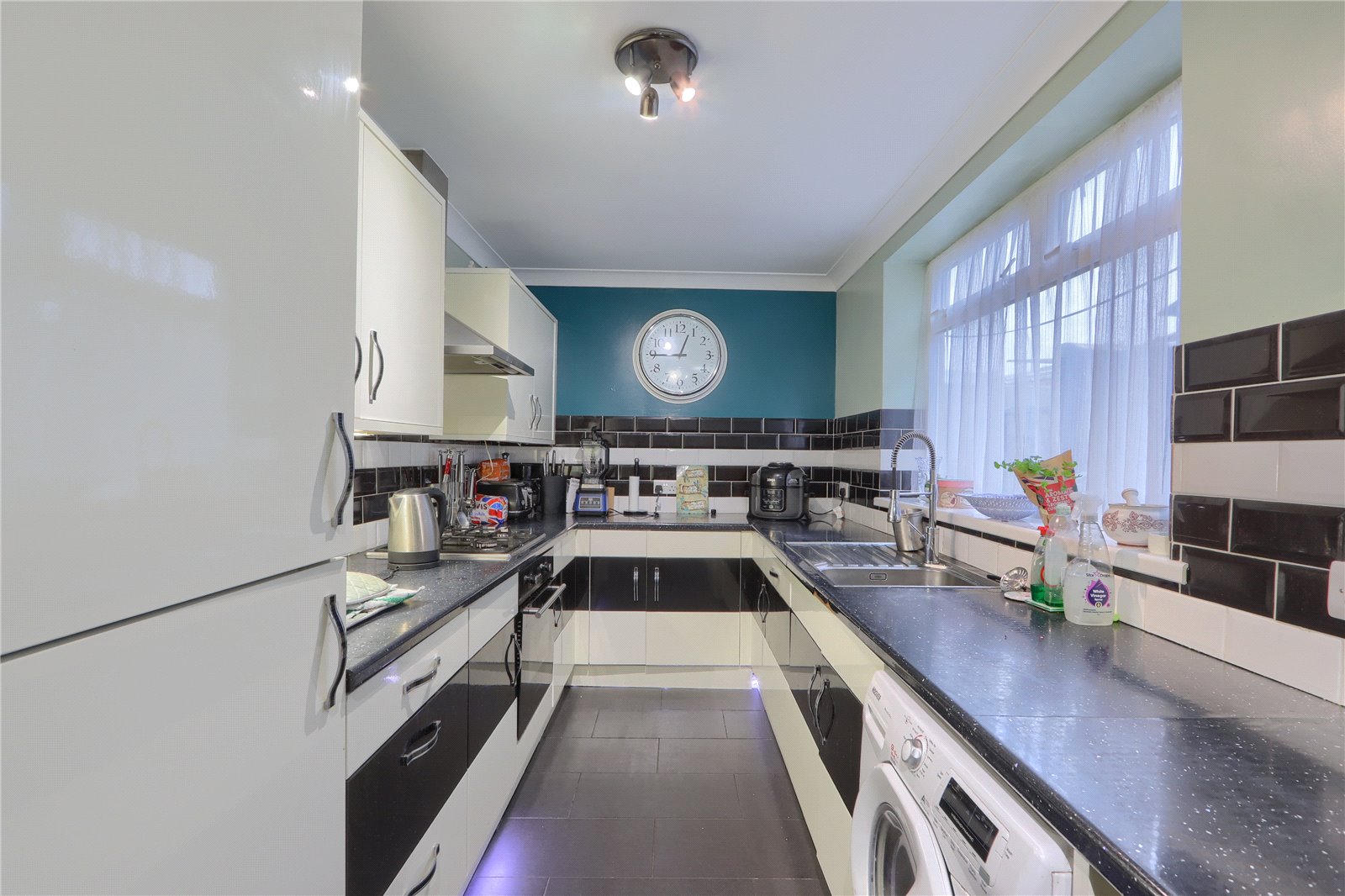 3 bed house for sale in High Street, Lingdale  - Property Image 8