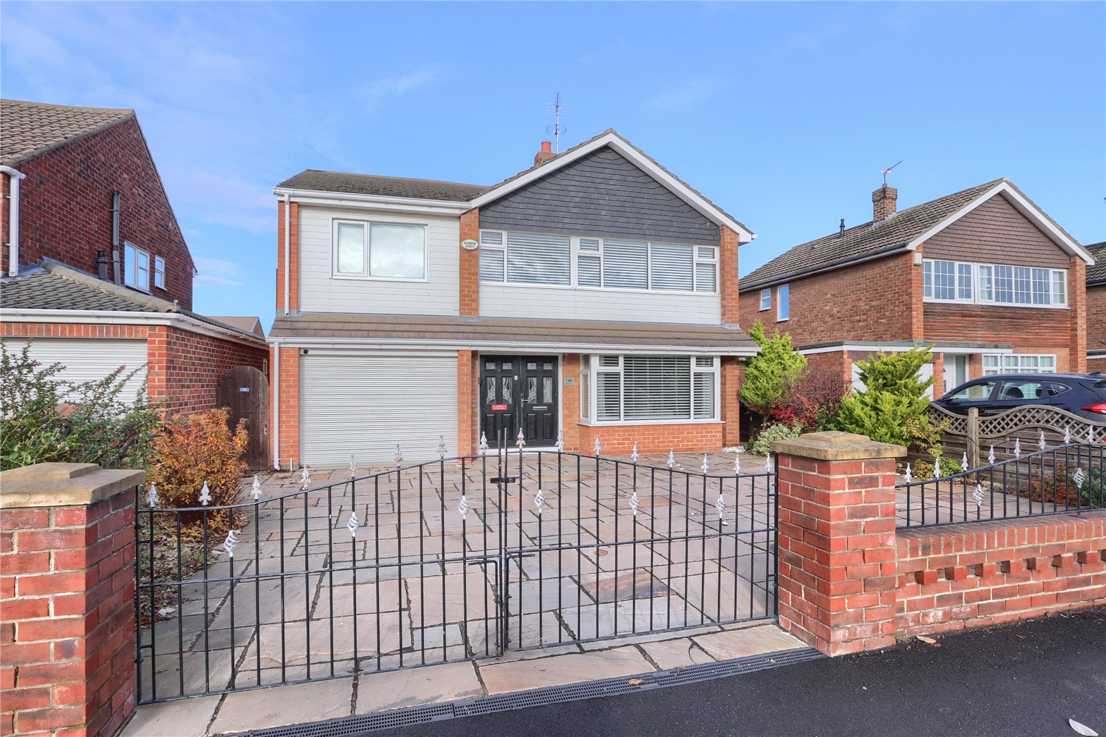 5 bed house for sale in Roseberry Road, Redcar  - Property Image 1