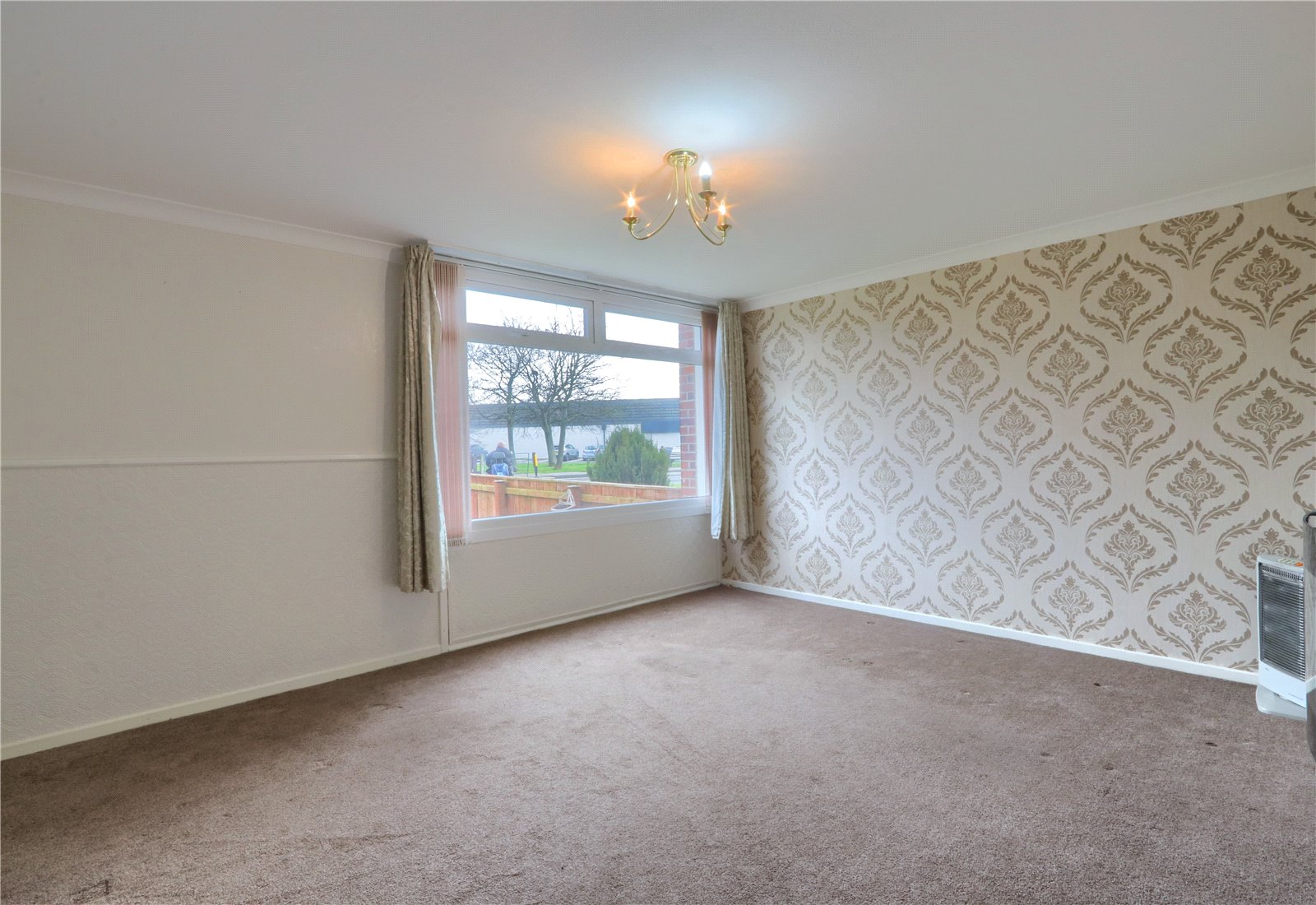 3 bed house for sale in West Dyke Road, Redcar 1