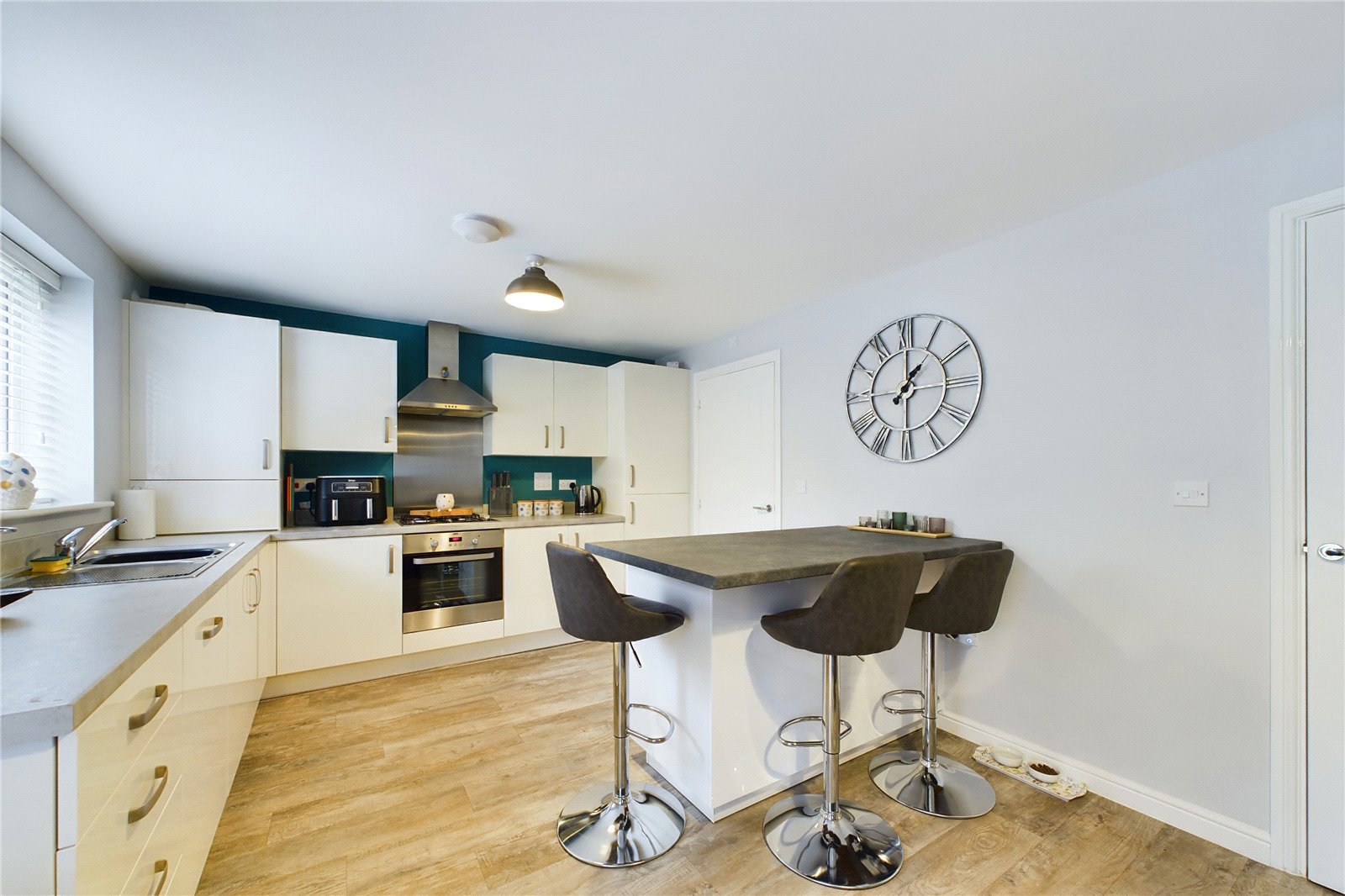4 bed house for sale in Crossbill Close, Guisborough  - Property Image 3