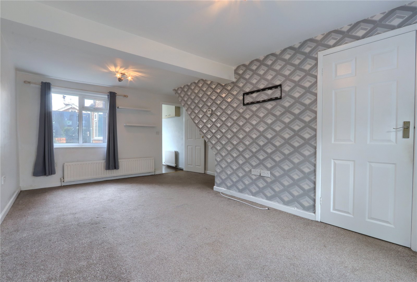 2 bed house for sale in High Street, Normanby 1