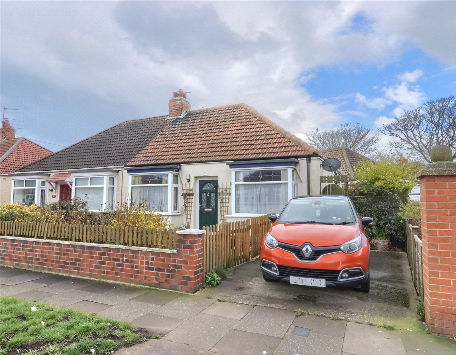 2 bed bungalow for sale in Hawthorn Road, Redcar - Property Image 1