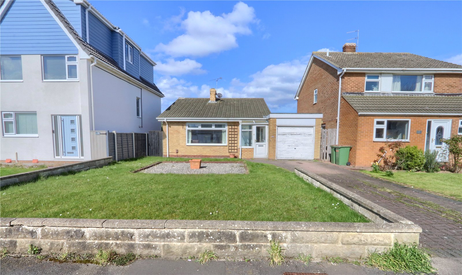 2 bed bungalow for sale in Marlborough Avenue, Marske-by-the-Sea  - Property Image 1