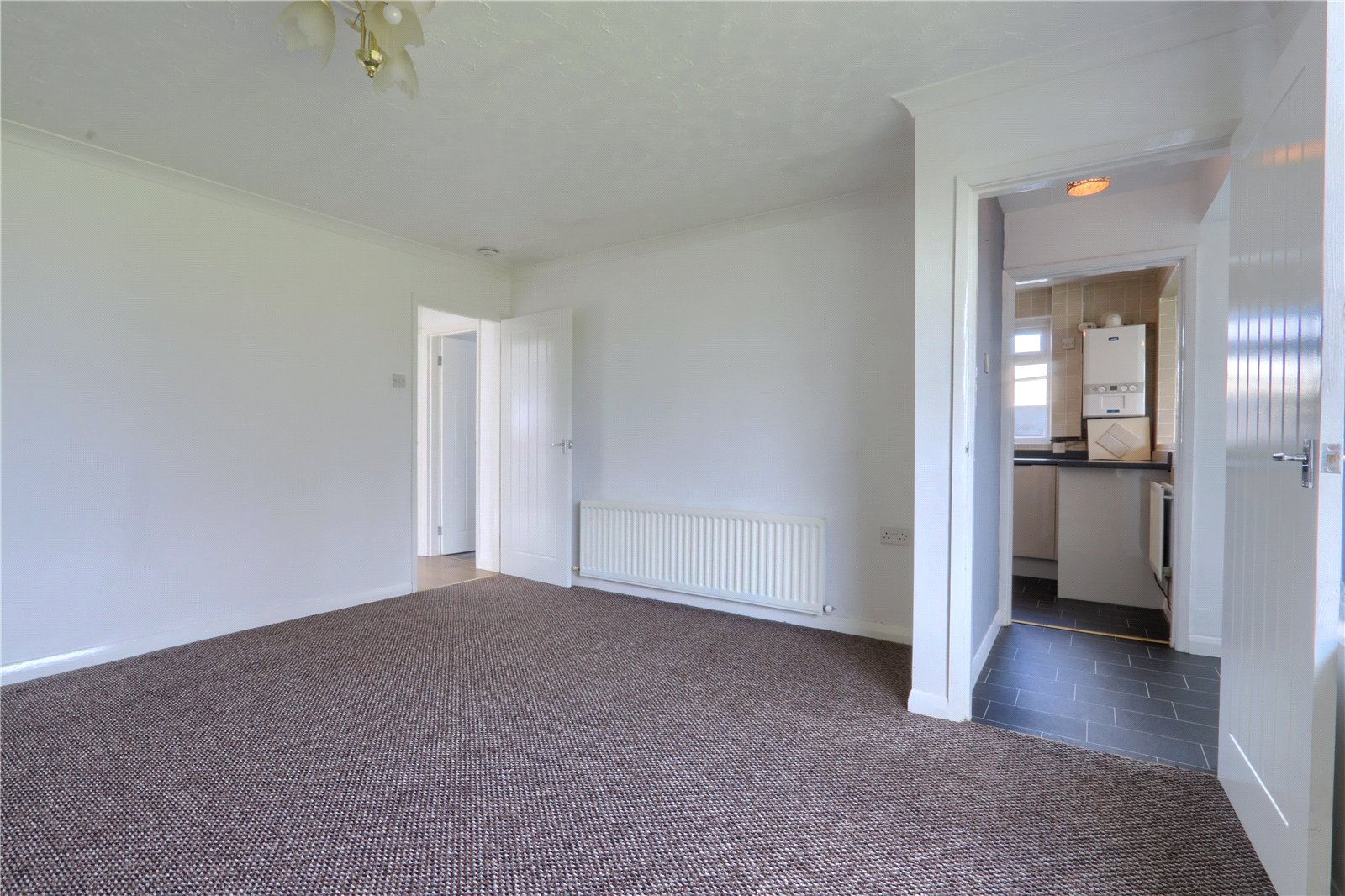 2 bed bungalow for sale in Kenilworth Way, Redcar  - Property Image 7