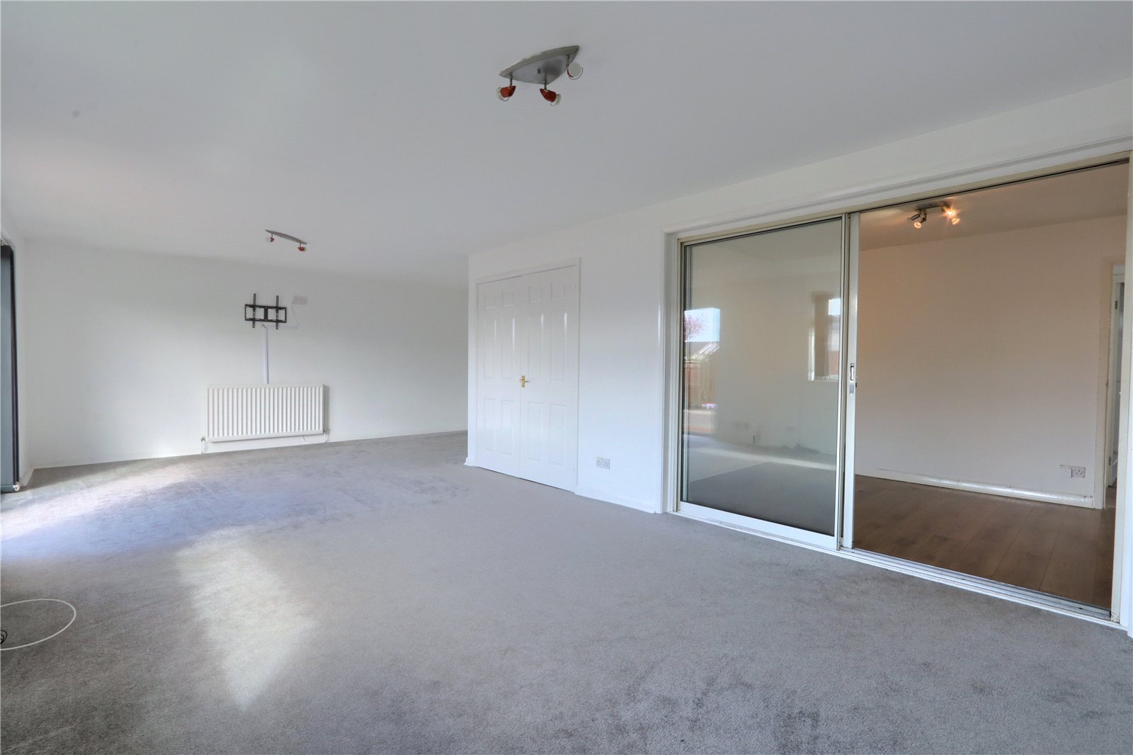 2 bed bungalow for sale in Kenilworth Way, Redcar  - Property Image 11