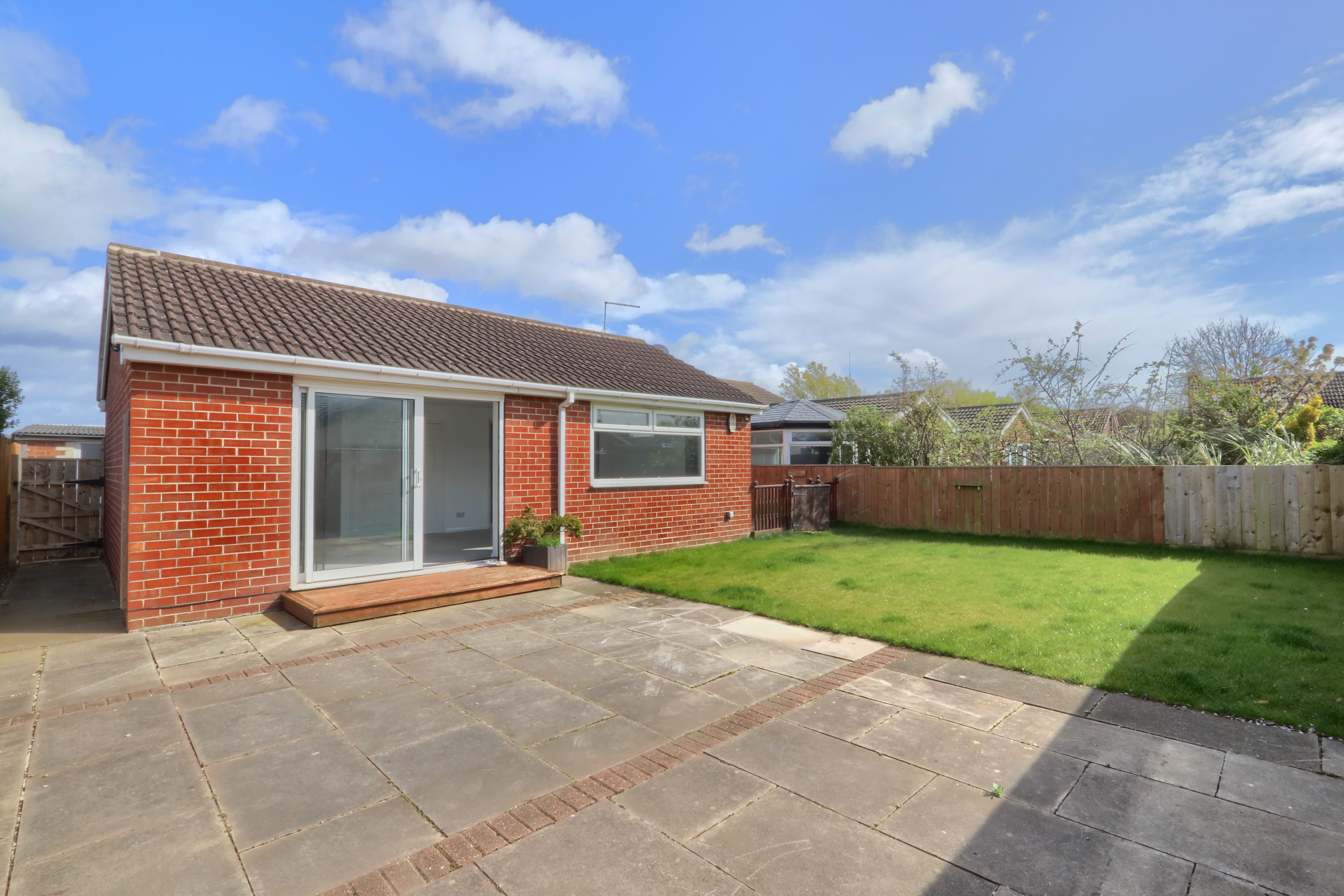2 bed bungalow for sale in Kenilworth Way, Redcar  - Property Image 15