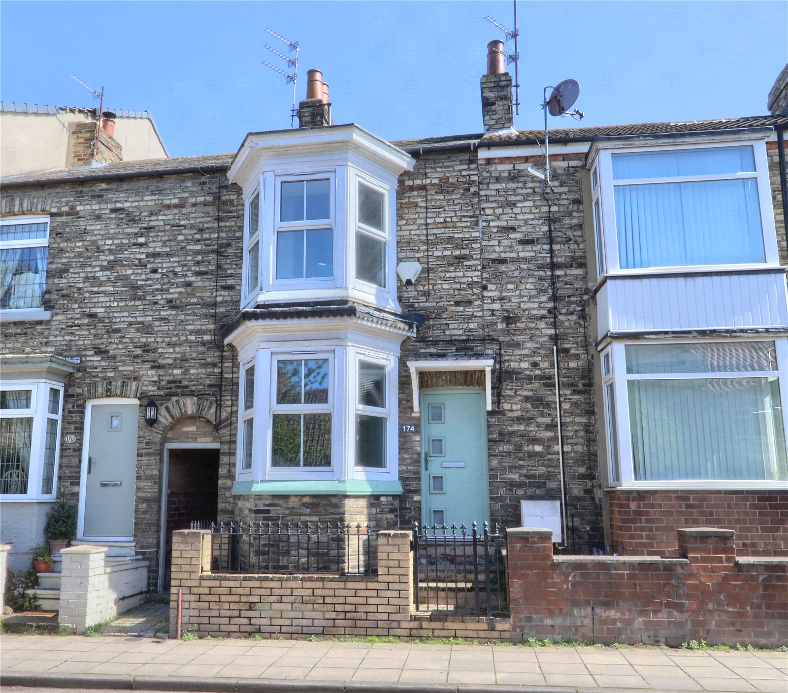 2 bed house for sale in High Street, Marske-by-the-Sea 1