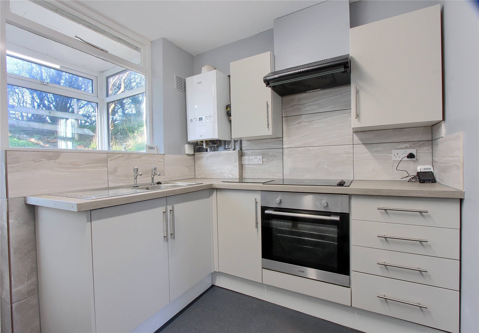 2 bed end of terrace house for sale in Main Street, Cayton  - Property Image 3