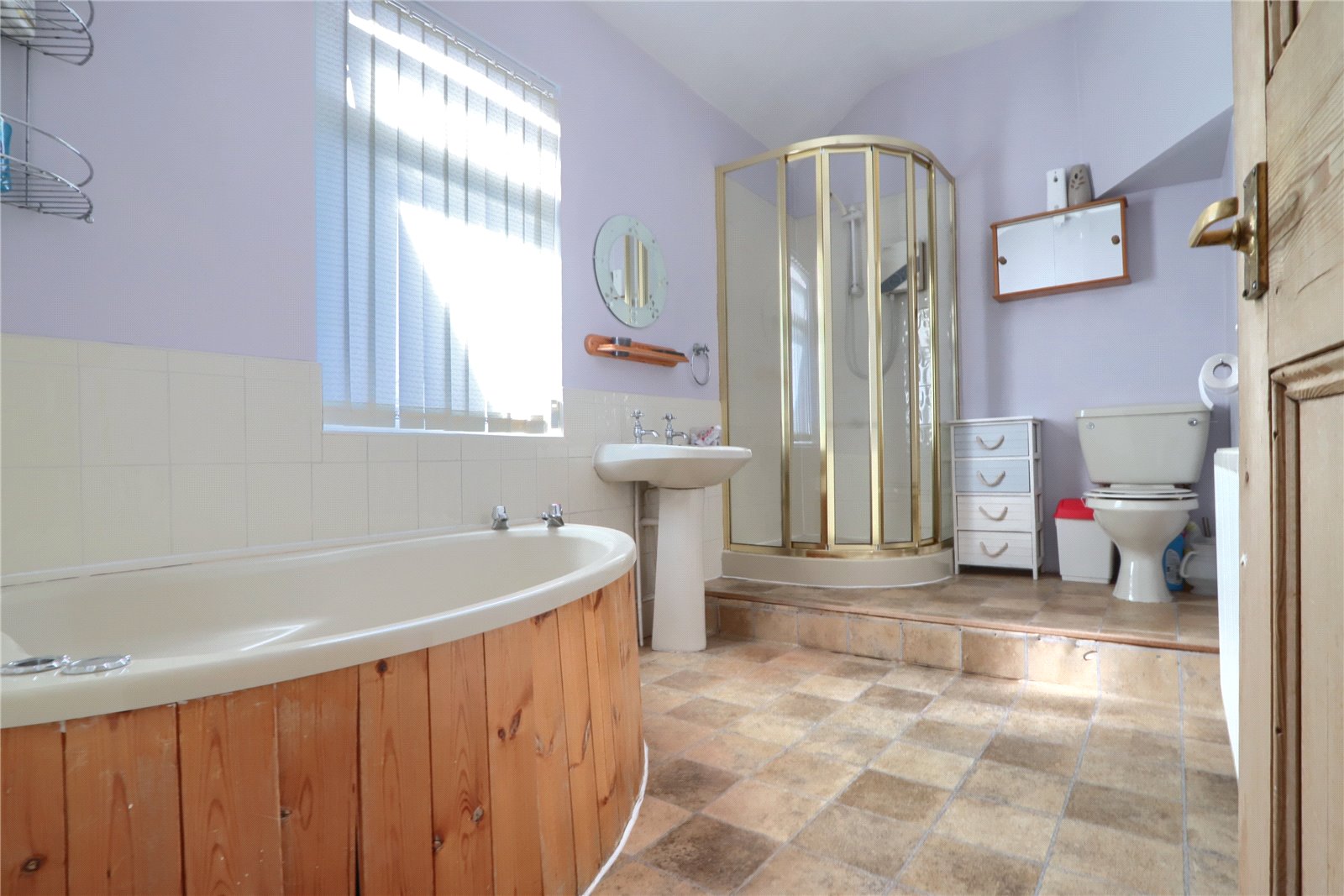 2 bed house for sale in Hampton Road, Oxbridge  - Property Image 5