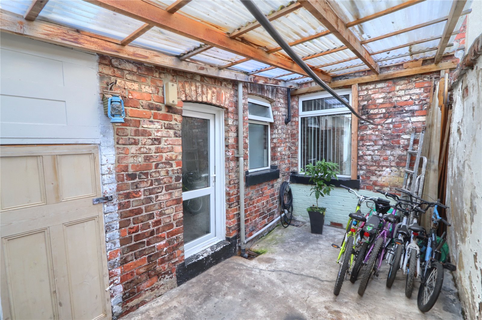2 bed house for sale in Hampton Road, Oxbridge  - Property Image 9