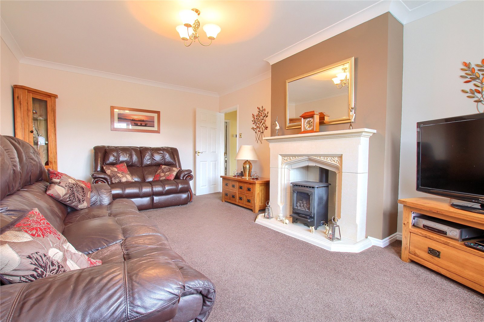 2 bed bungalow for sale in Bede Close, Stockton-on-Tees  - Property Image 2