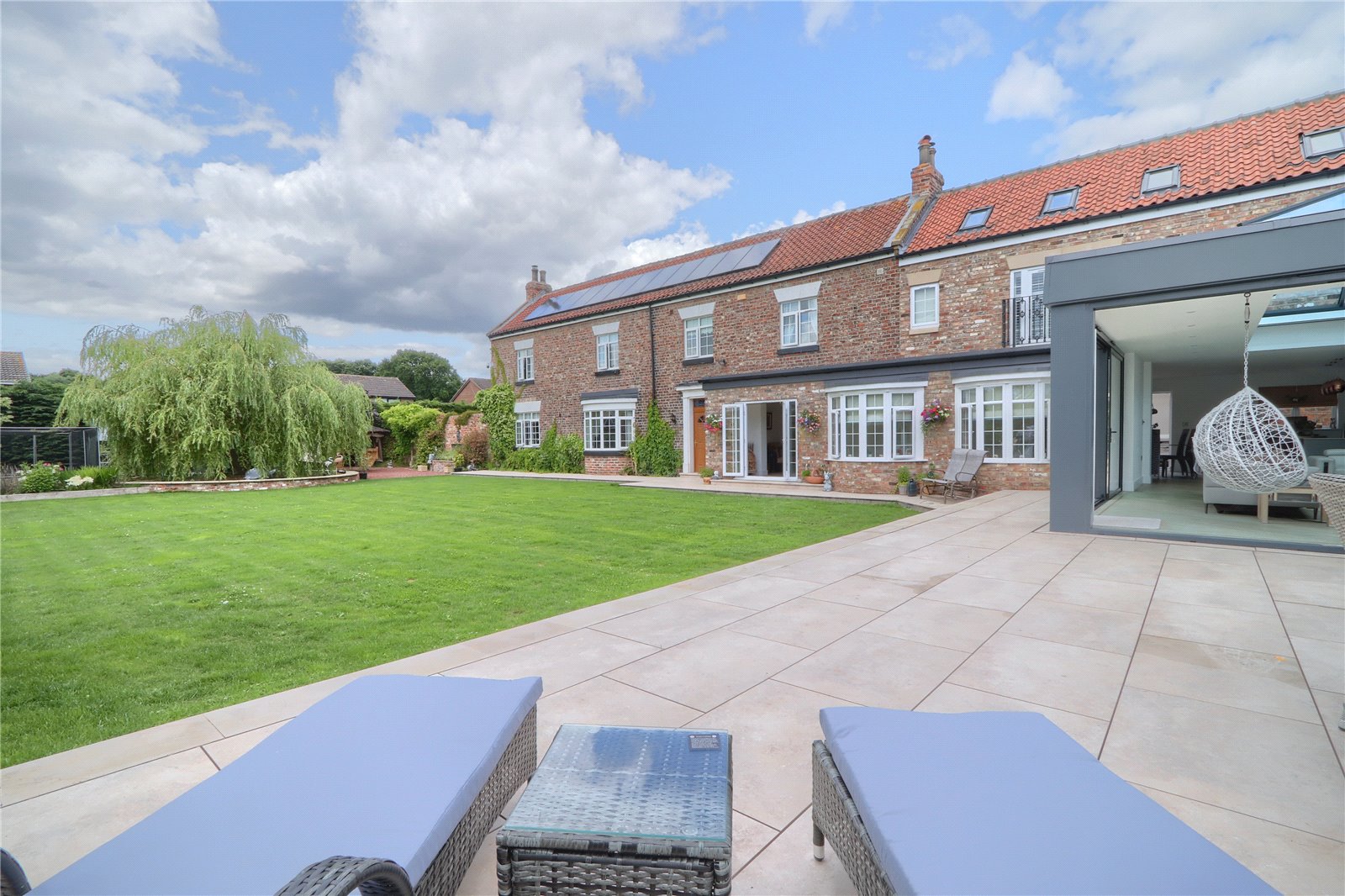 6 bed house for sale in Darlington Lane, Stockton-on-Tees  - Property Image 1