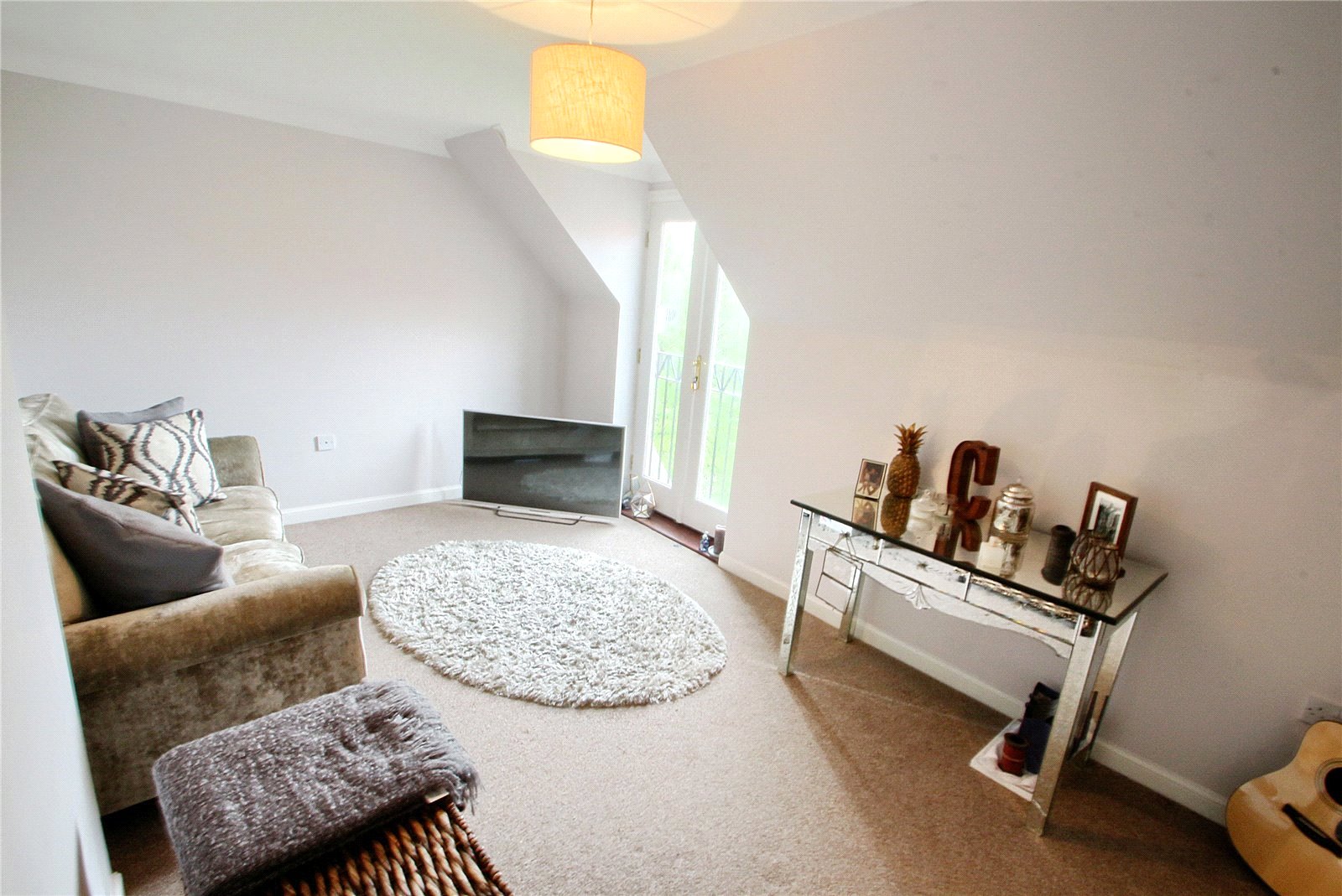 1 bed apartment for sale in Christopher House, Blandford Close  - Property Image 6