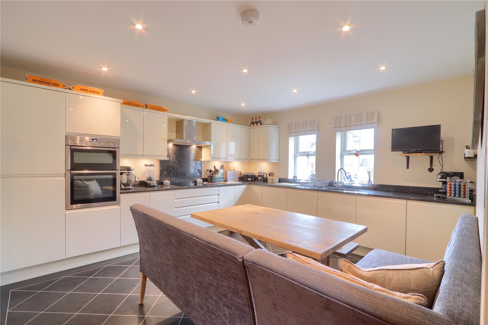 3 bed house for sale in Honey Pot Close, Whitton Village  - Property Image 5
