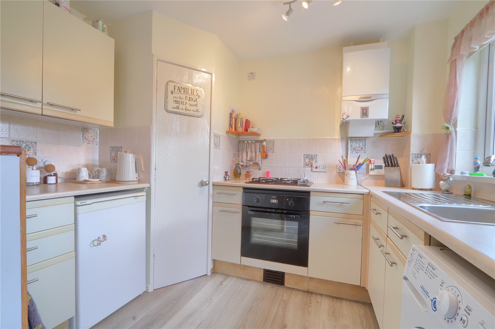 3 bed house for sale in Barford Close, The Glebe  - Property Image 8
