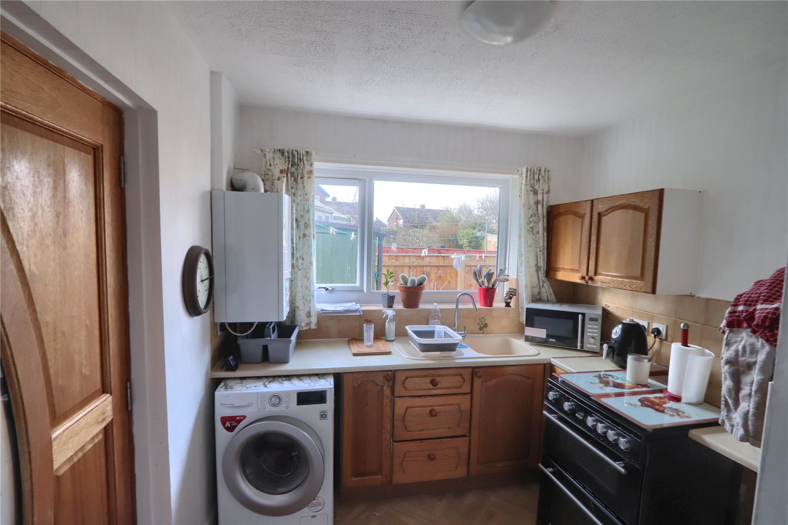 1 bed bungalow for sale in Fairwell Road, Rimswell 2