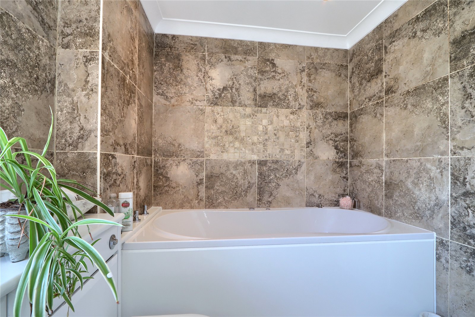 5 bed detached house for sale in Battersby Green, Carlton  - Property Image 17